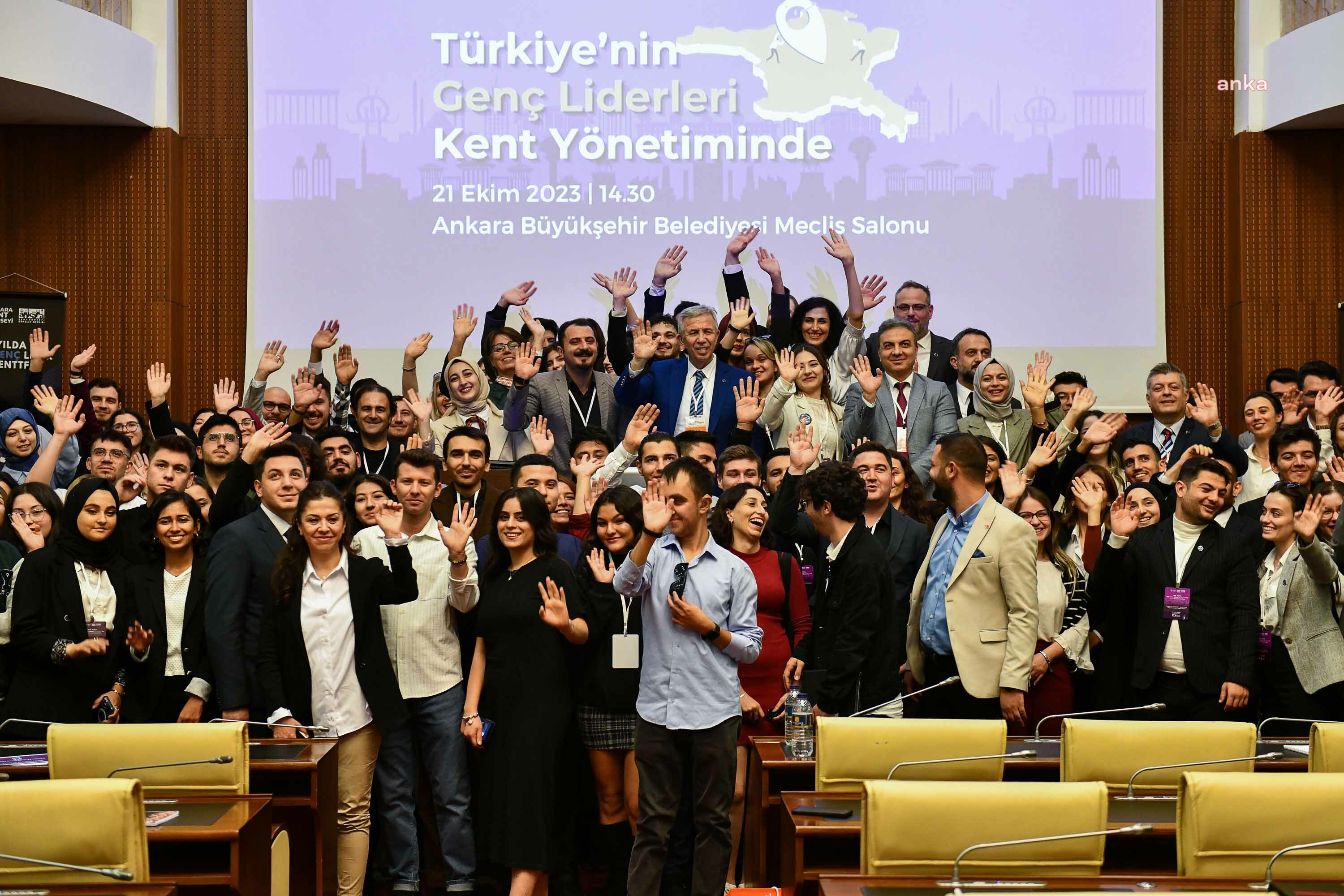 BAŞKENT'TE GENÇLİK MECLİSLERİ RÜZGARI