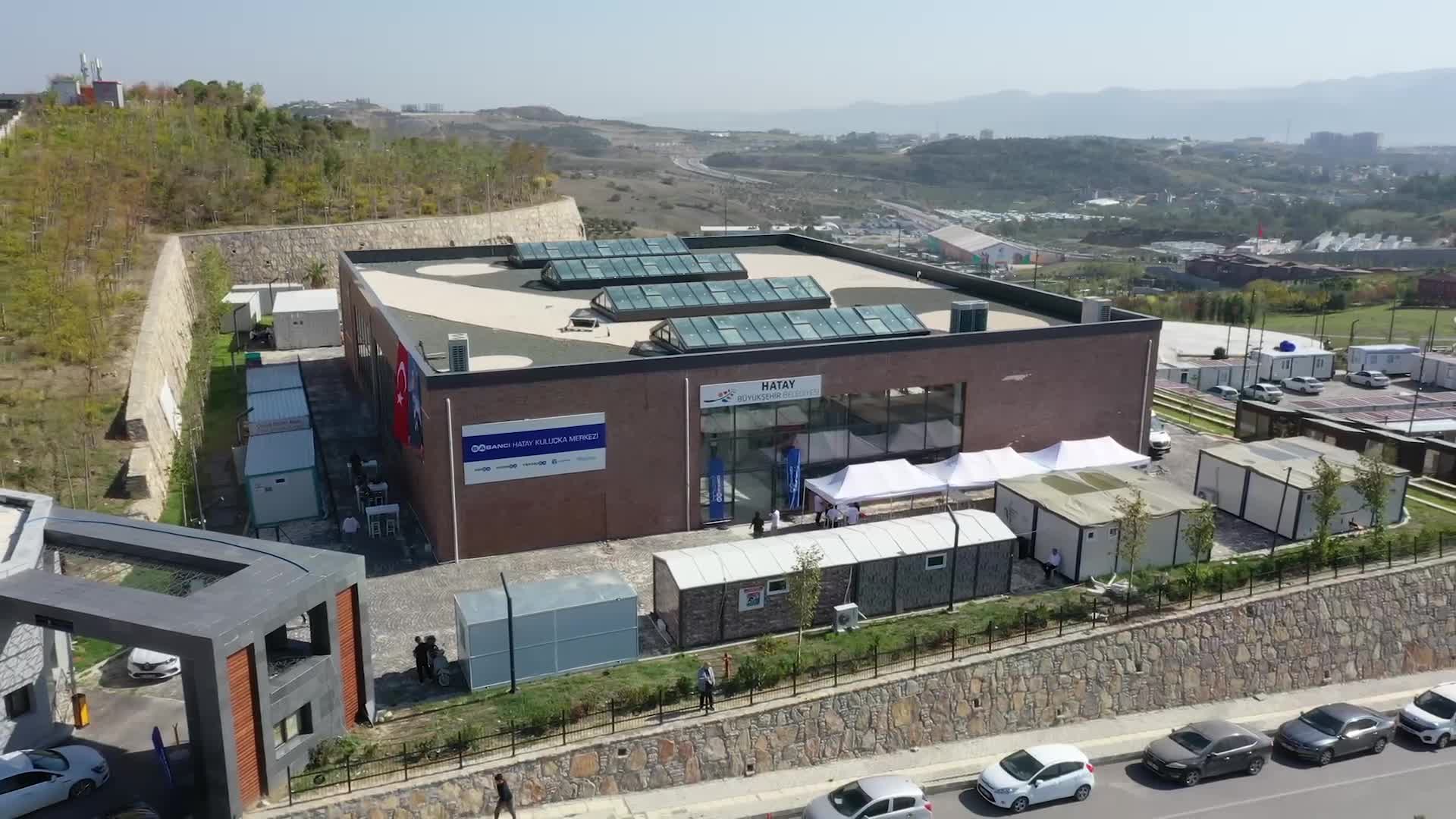 SABANCI TOPLULUĞU, CUMHURİYET SEFERBERLİĞİ KAPSAMINDA HATAY KULUÇKA MERKEZİ'Nİ AÇTI