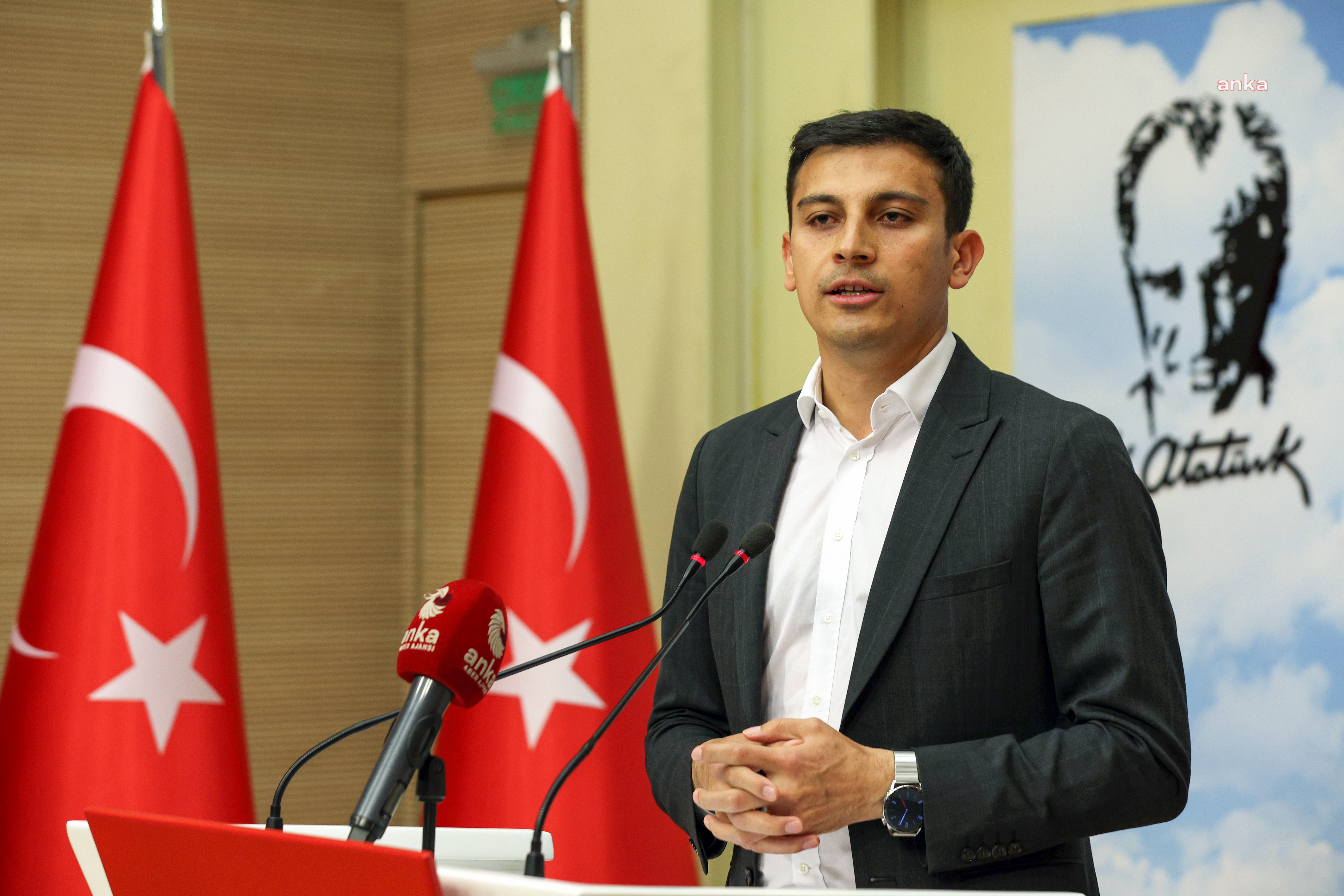 GENÇOSMAN KİLLİK: BİR İNSANI GENÇLİĞİNİN BAHARINDA HAYATTAN KOPARAN YETKİLİLER HESAP VERMELİDİR. SUÇ DUYURUMUZU HAZIRLADIK. BAŞTA YURT MÜDÜRÜ OLMAK ÜZERE OLAYDA KUSURU BULUNAN HERKESTEN ŞİKAYETÇİ OLACAĞIZ