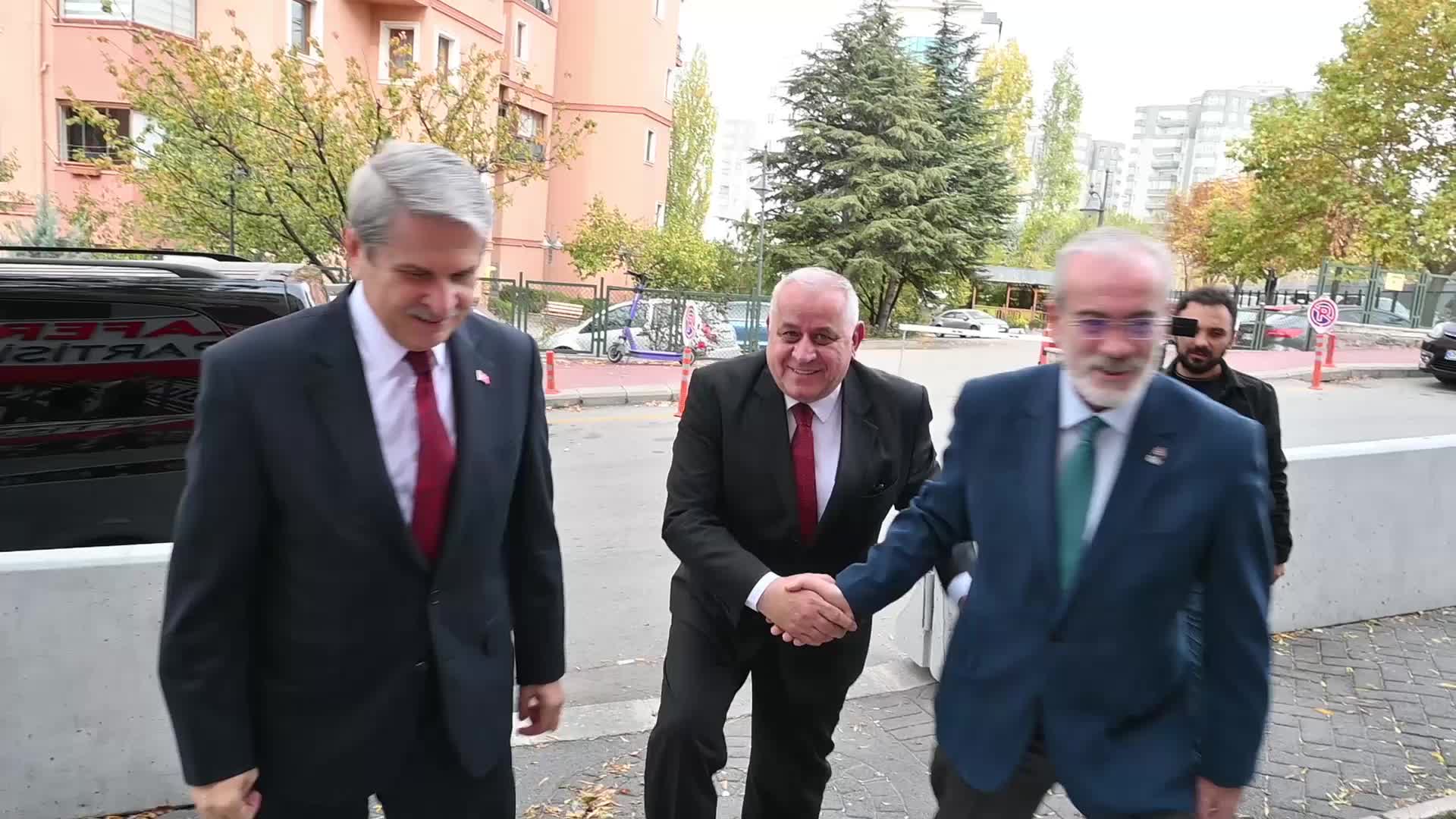 AYTUN ÇIRAY, ÜMİT ÖZDAĞ’I ZİYARET ETTİ