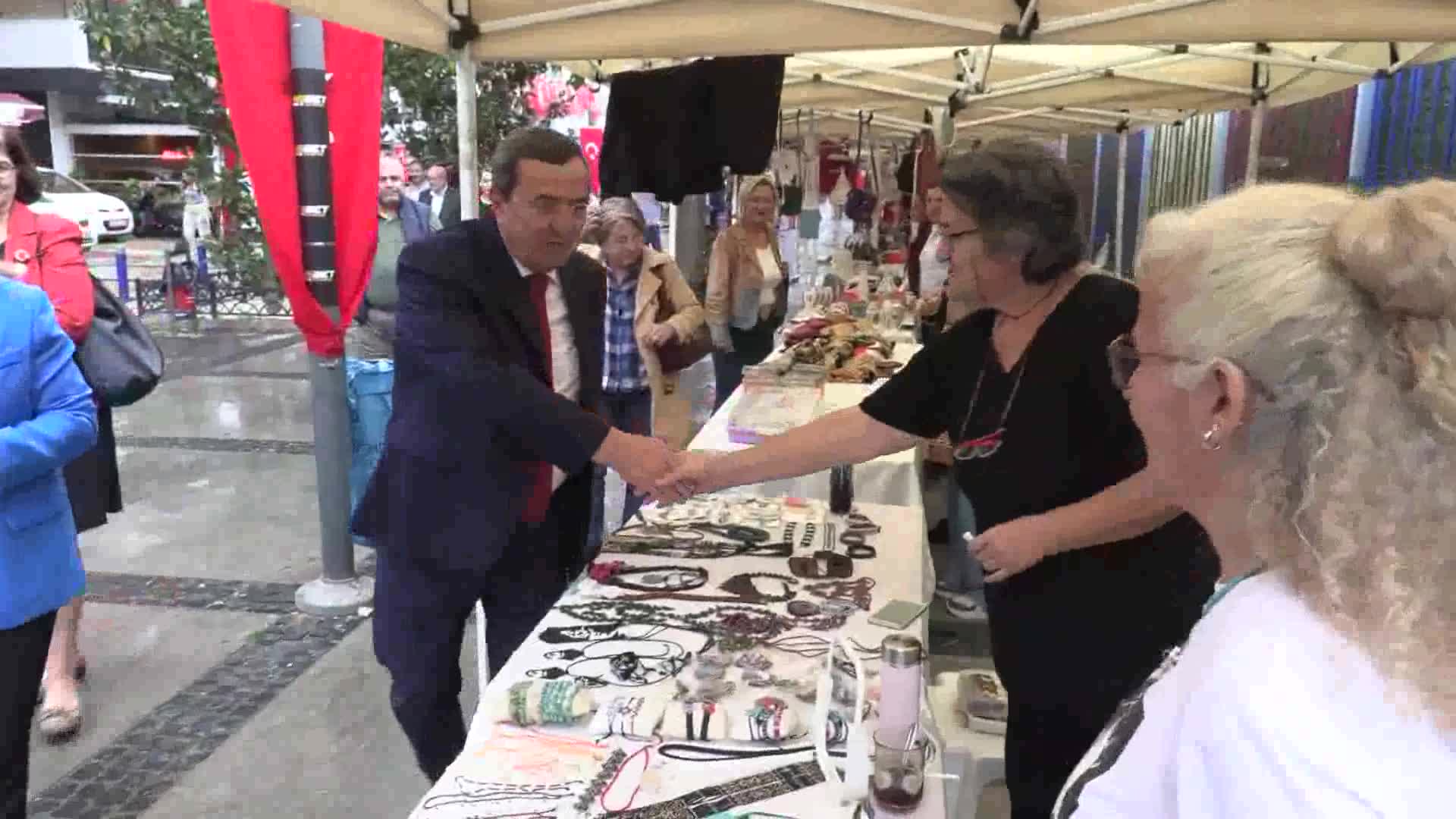 KONAK BELEDİYE BAŞKANI BATUR: "HER ŞARTTA CUMHURİYETE SAHİP ÇIKACAĞIZ"