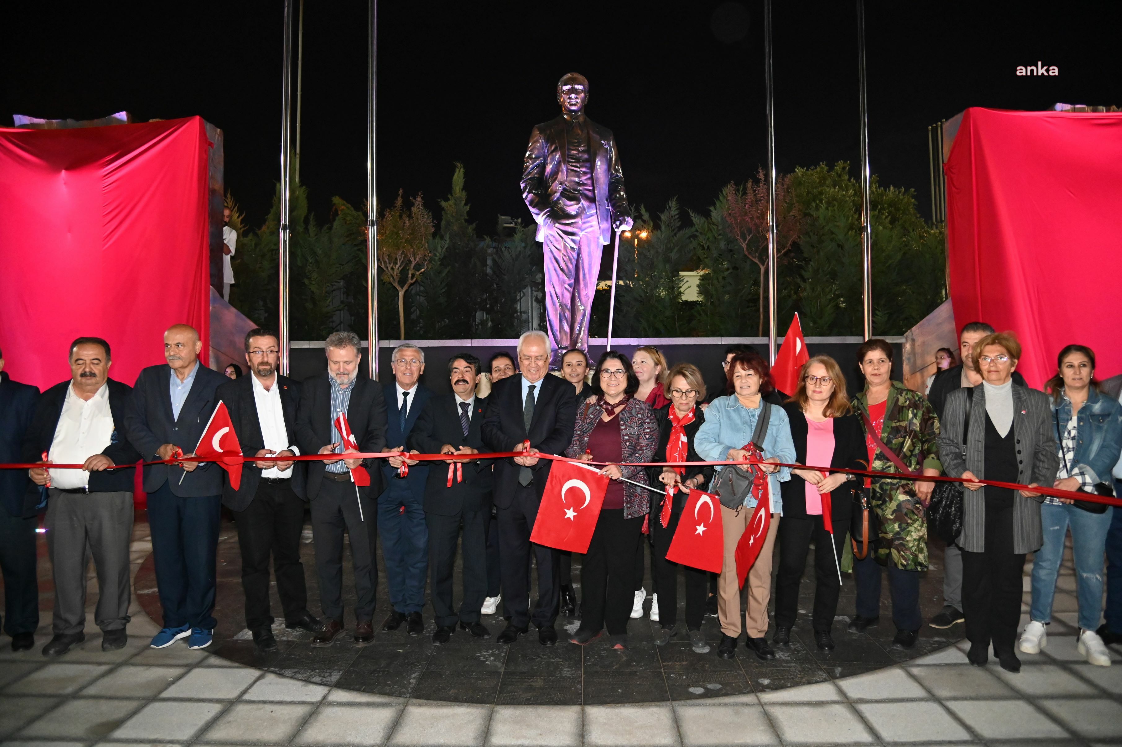 KARABAĞLAR'A 100. YIL ARMAĞANI