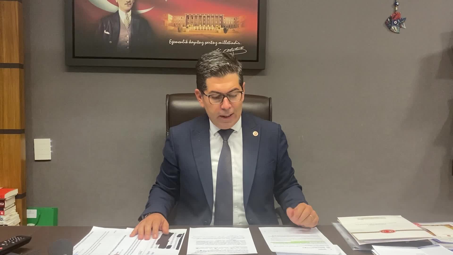 HİKMET YALIM HALICI: BU KAZA DEĞİL, CİNAYETTİR. UTANMASALAR BU HAYATINI KAYBEDEN ÖĞRENCİ ARKADAŞIMIZI DA SUÇLAYACAKLAR. YURT YÖNETİMİ BAŞTA OLMAK ÜZERE KYK GENEL MÜDÜRÜ, VALİLİK İLE GENÇLİK VE SPOR BAKANI BUNUN HESABINI ACİLEN VERMELİDİR