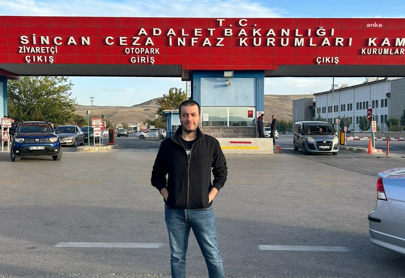 AYKIRI GENEL YAYIN YÖNETMENİ BATUHAN ÇOLAK TAHLİYE EDİLDİ