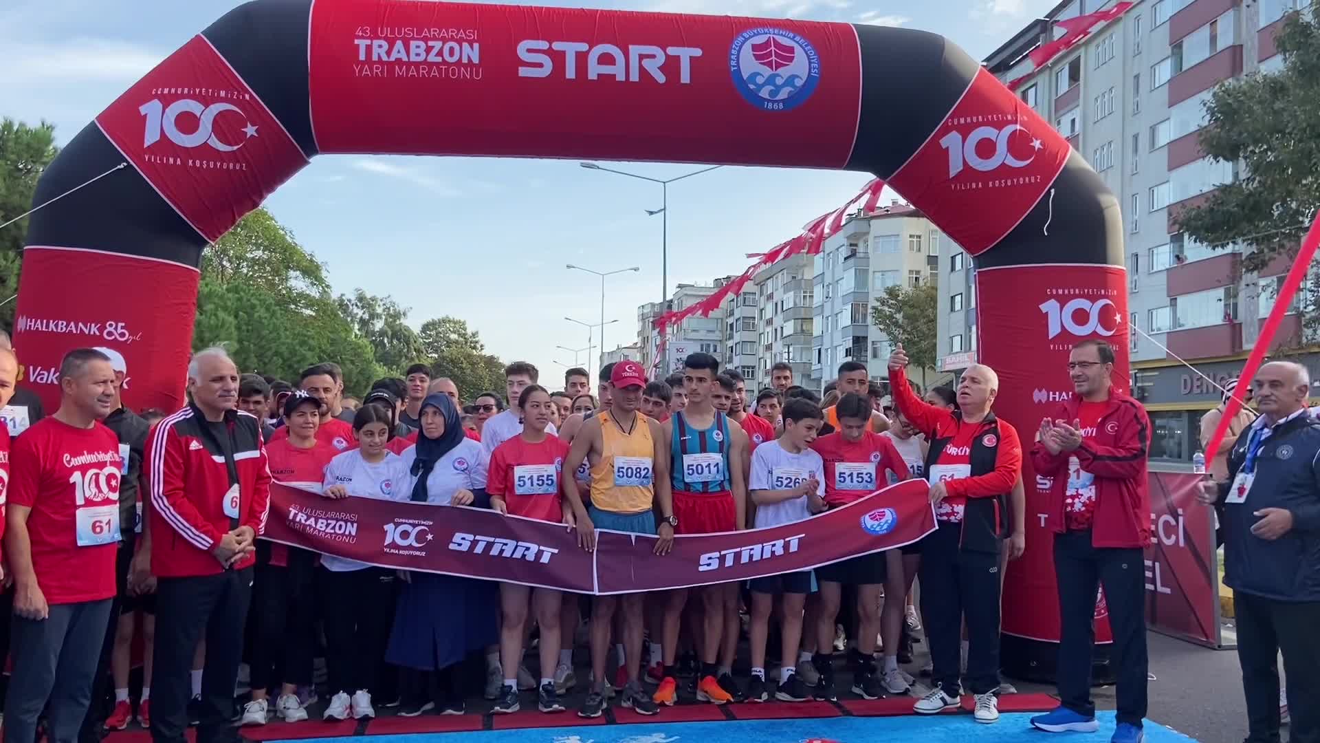 43’ÜNCÜ ULUSLARARASI TRABZON YARI MARATONU KOŞULDU