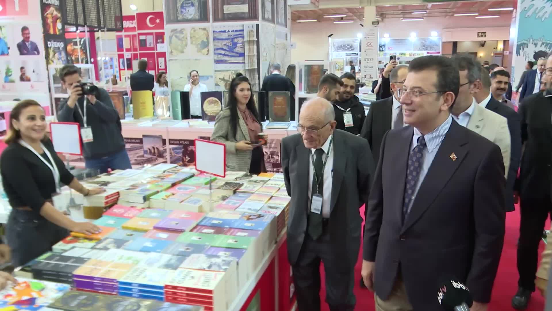İMAMOĞLU 40. İSTANBUL KİTAP FUARI AÇILIŞINDA KONUŞTU: "2026’DA KİTABIN BAŞKENTİ İSTANBUL, 2036’DA OLİMPİYATLARIN YAPILDIĞI BİR İSTANBUL"