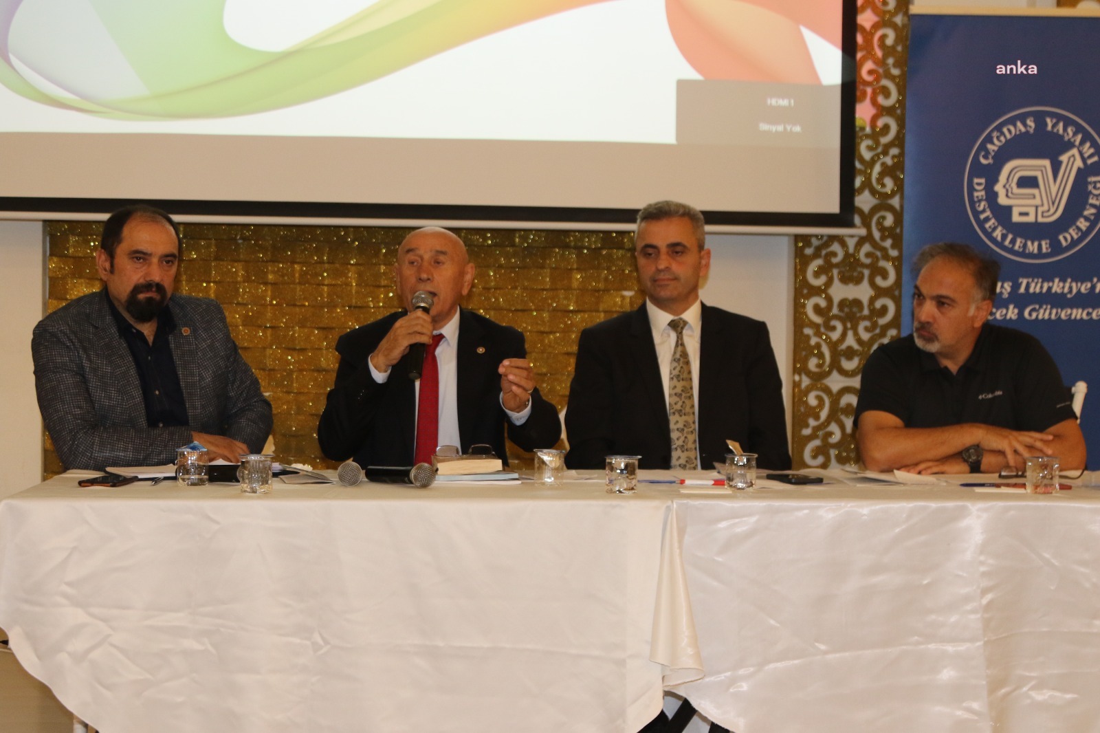 ATAKUM BELEDİYE BAŞKANI DEVECİ: "GENÇLERİN SORUMLULUĞU BÜYÜK"