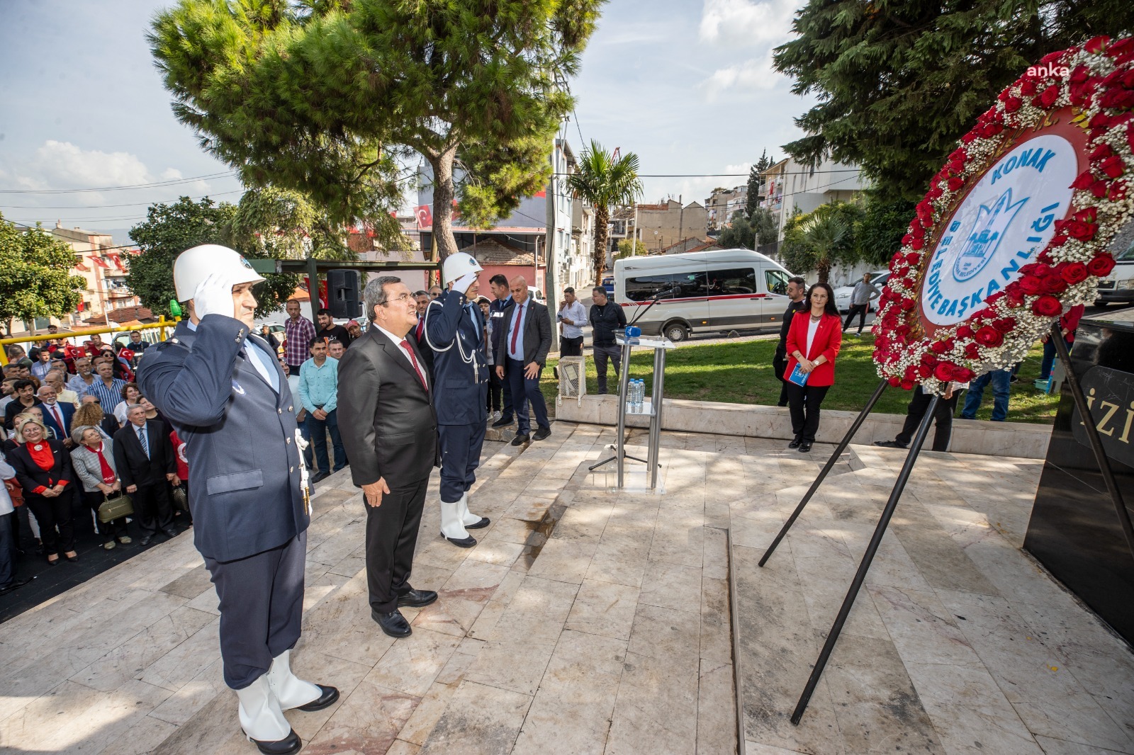 KONAK- GÜLTEPE'DE 100. YIL COŞKUSU YAŞANDI