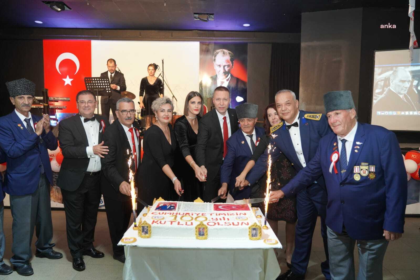 MİLAS’TA 'CUMHURİYET BALOSU' COŞKUSU