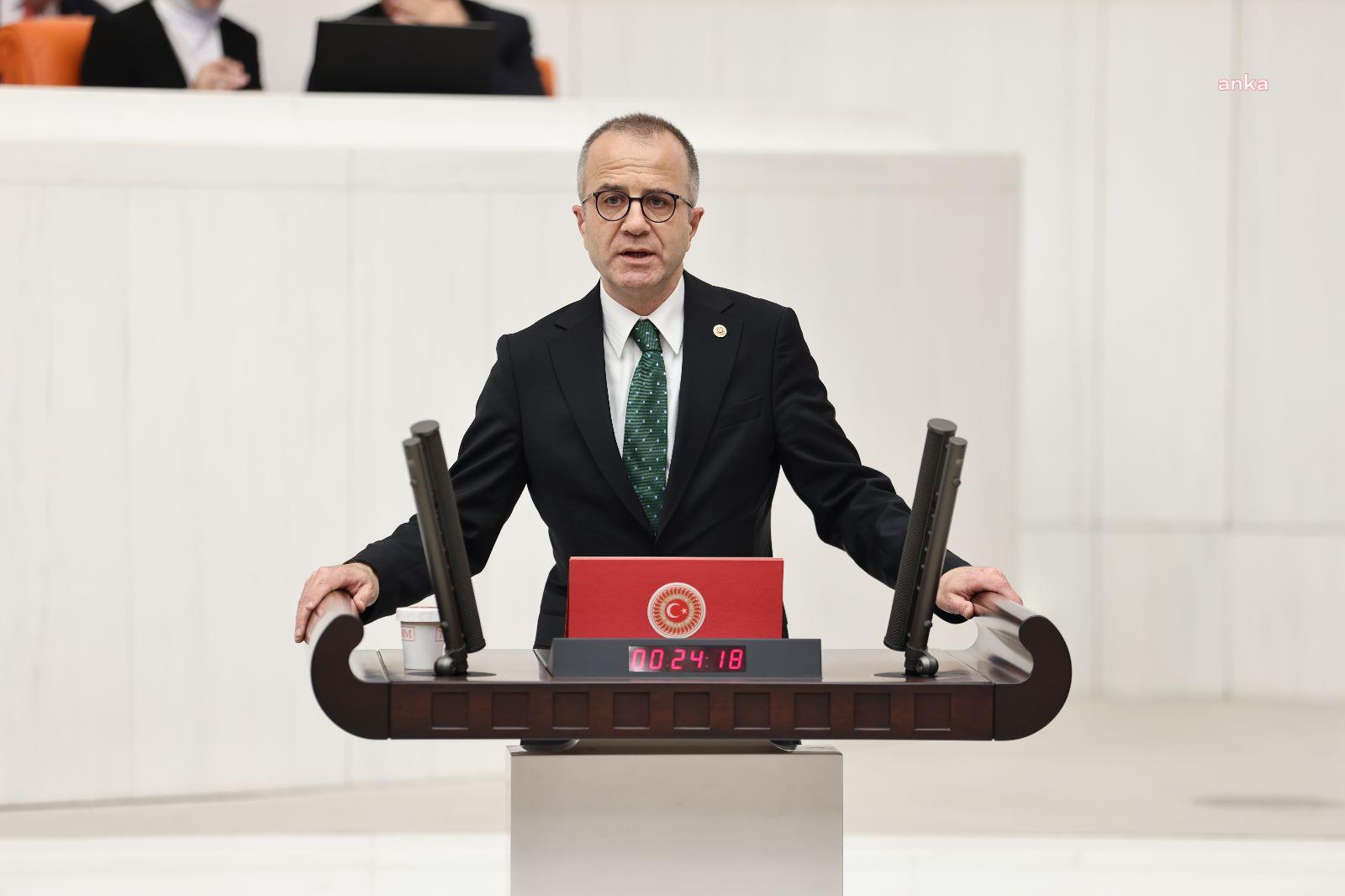 KONURALP'TEN BAKAN YERLİKAYA'YA 'CUMARTESİ ANNELERİ' SORUSU: "AYM’NİN KARARI İÇİŞLERİ BAKANLIĞI’NIN GEREKÇELERİNİ ORTADAN KALDIRIYOR OLMASINA RAĞMEN HER CUMARTESİ GERÇEKLEŞEN GÖZALTI İŞLEMLERİNİN GEREKÇESİ NEDİR"