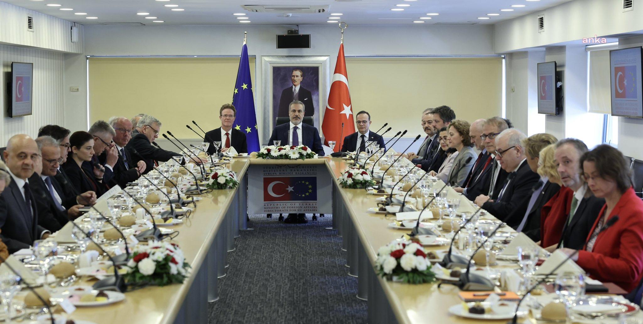 DIŞİŞLERİ BAKANI HAKAN FİDAN, AB TÜRKİYE DELEGASYONU BAŞKANI VE AB ÜYESİ ÜLKELERİN BÜYÜKELÇİLERİ İLE BİR ARAYA GELDİ