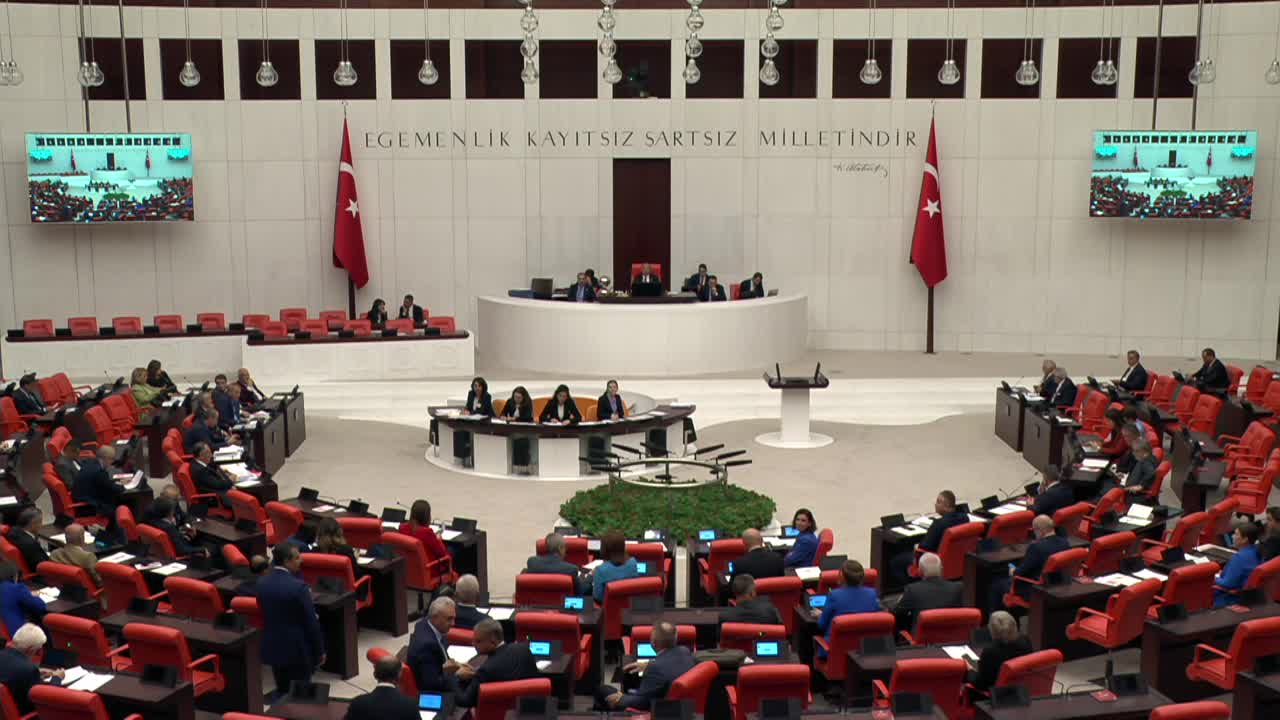 KADİM DURMAZ, TÜRKİYE’NİN İLK ANTİMUAN MADEN OCAĞINDA ÇALIŞAN 25 İŞÇİNİN İŞTEN ÇIKARILMASINI MECLİS GÜNDEMİNE TAŞIDI: "İŞÇİLERİN SESİNE KULAK VERİN VE GERİ ALIN"