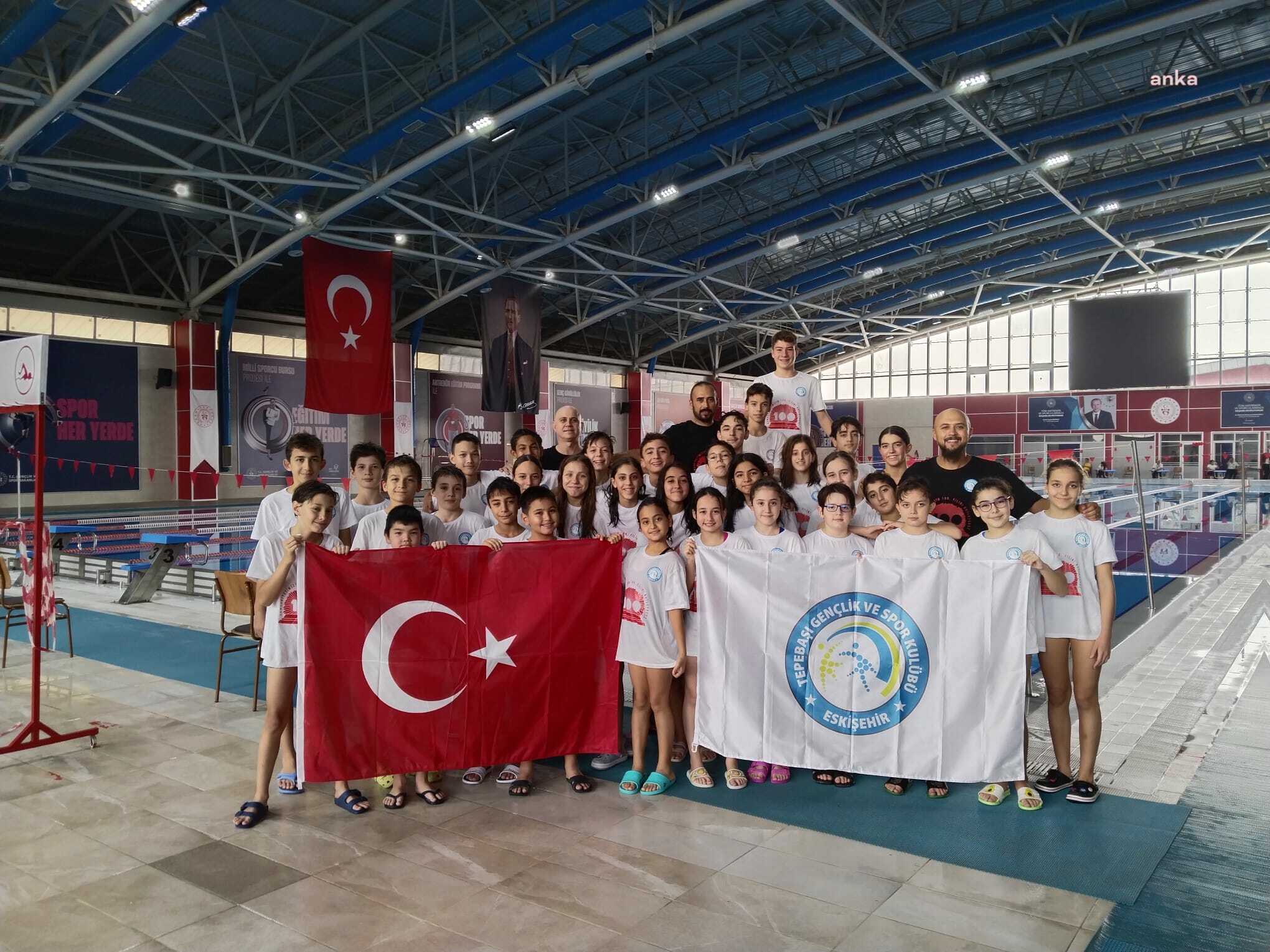 TEPEBAŞI’NIN YÜZÜCÜLERİ AFYONKARAHİSAR’DA TER DÖKECEK