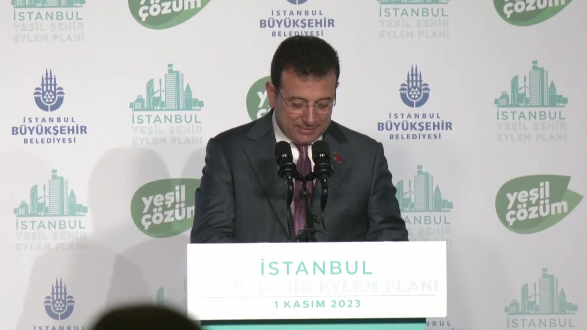 ‘İSTANBUL YEŞİL ŞEHİR EYLEM PLANI’ TANITIM TOPLANTISINDA KONUŞAN İMAMOĞLU: "SEÇİMİ KAZANMAK İÇİN DEĞİL, ŞEHRİN  GELECEĞİNİ KAZANMAK İÇİN İŞ ÜRETEN BİR EKİBİZ"
