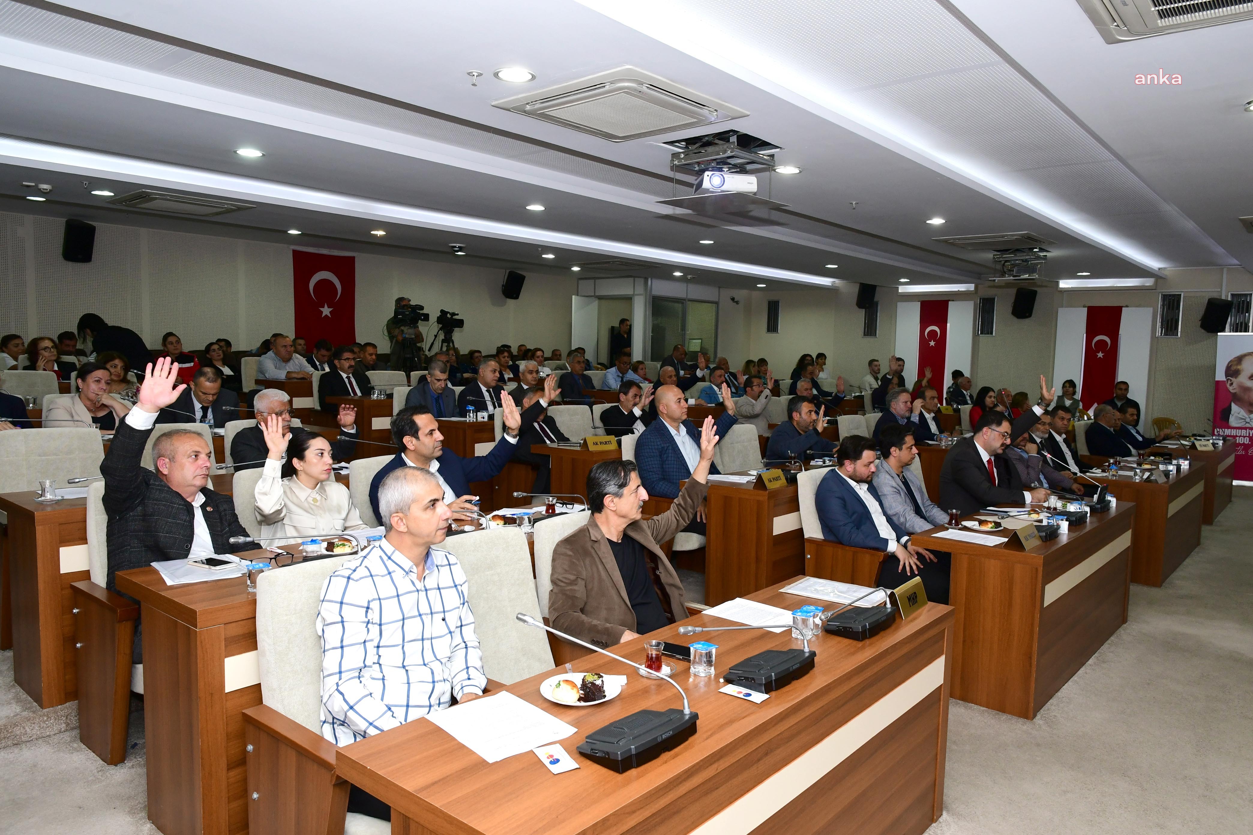 KARABAĞLAR BELEDİYE BAŞKANI MUHİTTİN SELVİTOPU: "KARABAĞLAR'A YAKIŞIR PROJELER YAPIYORUZ"