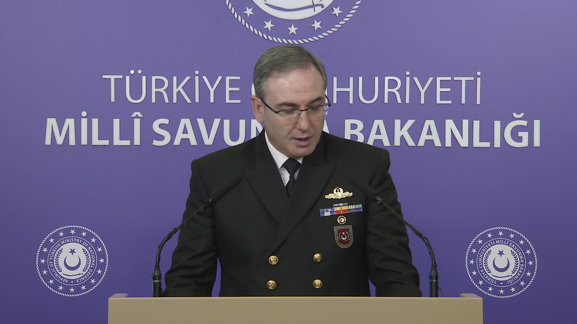 TUĞAMİRAL ZEKİ AKTÜRK: "IRAK VE SURİYE'NİN KUZEYİ DAHİL SON BİR HAFTADA 87 TERÖRİST ETKİSİZ HÂLE GETİRİLDİ"