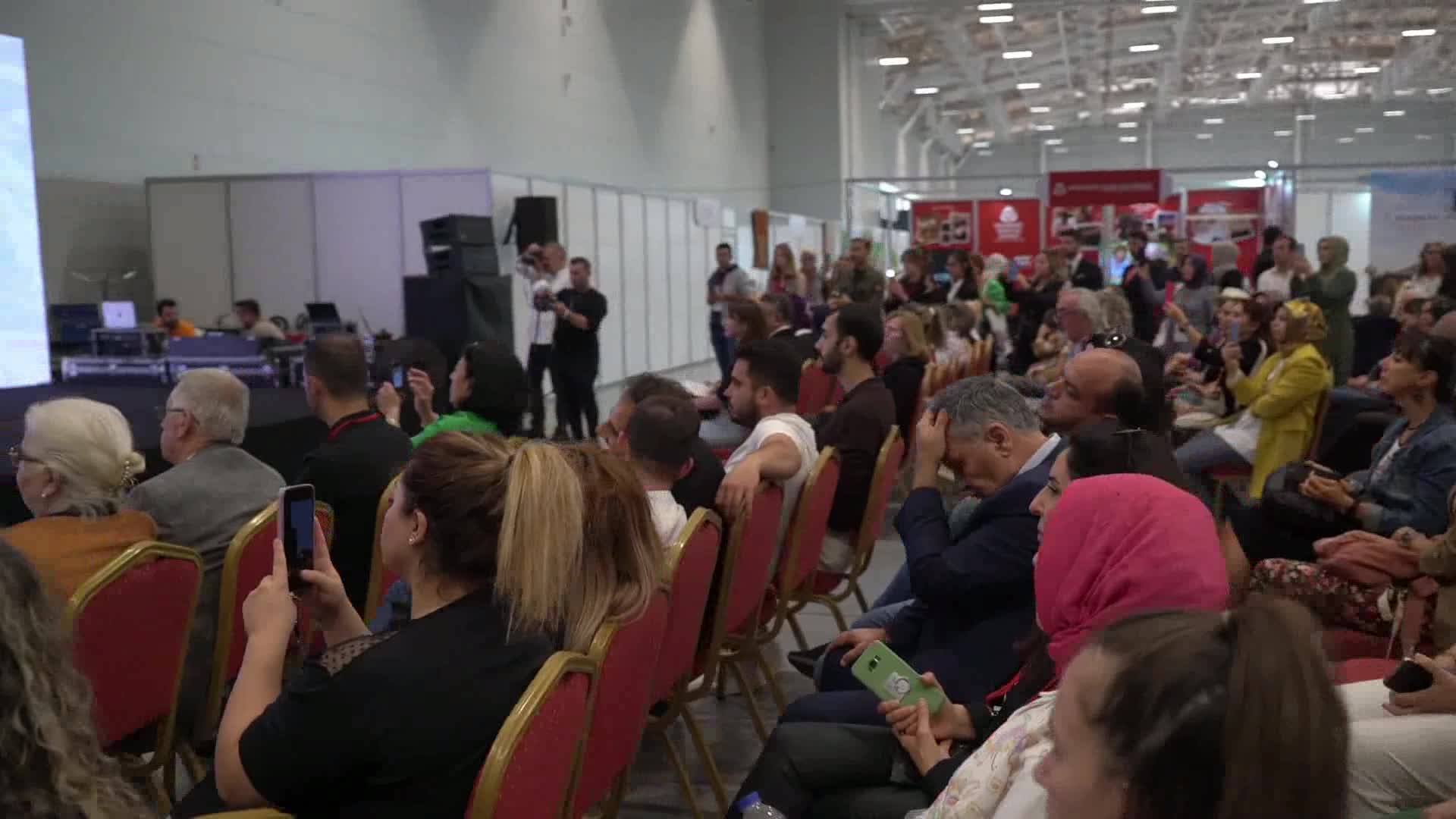 BAŞKENTLİ KADINLARIN EL EMEĞİ ÜRÜNLERİ, ULUSLARARASI FUARDA GÖRÜCÜYE ÇIKTI