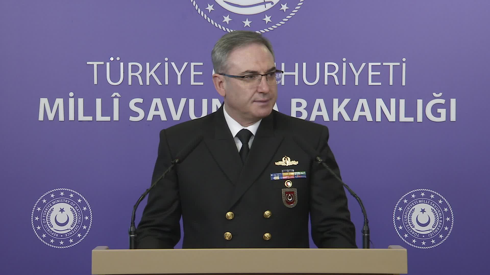 TUĞAMİRAL ZEKİ AKTÜRK: TÜRKİYE VE YUNANİSTAN ARASINDAKİ DÖRDÜNCÜ TUR ASKERİ GÜVEN ARTIRICI ÖNLEMLER TOPLANTISI, 13 KASIM'DA ANKARA'DA İCRA EDİLECEKTİR