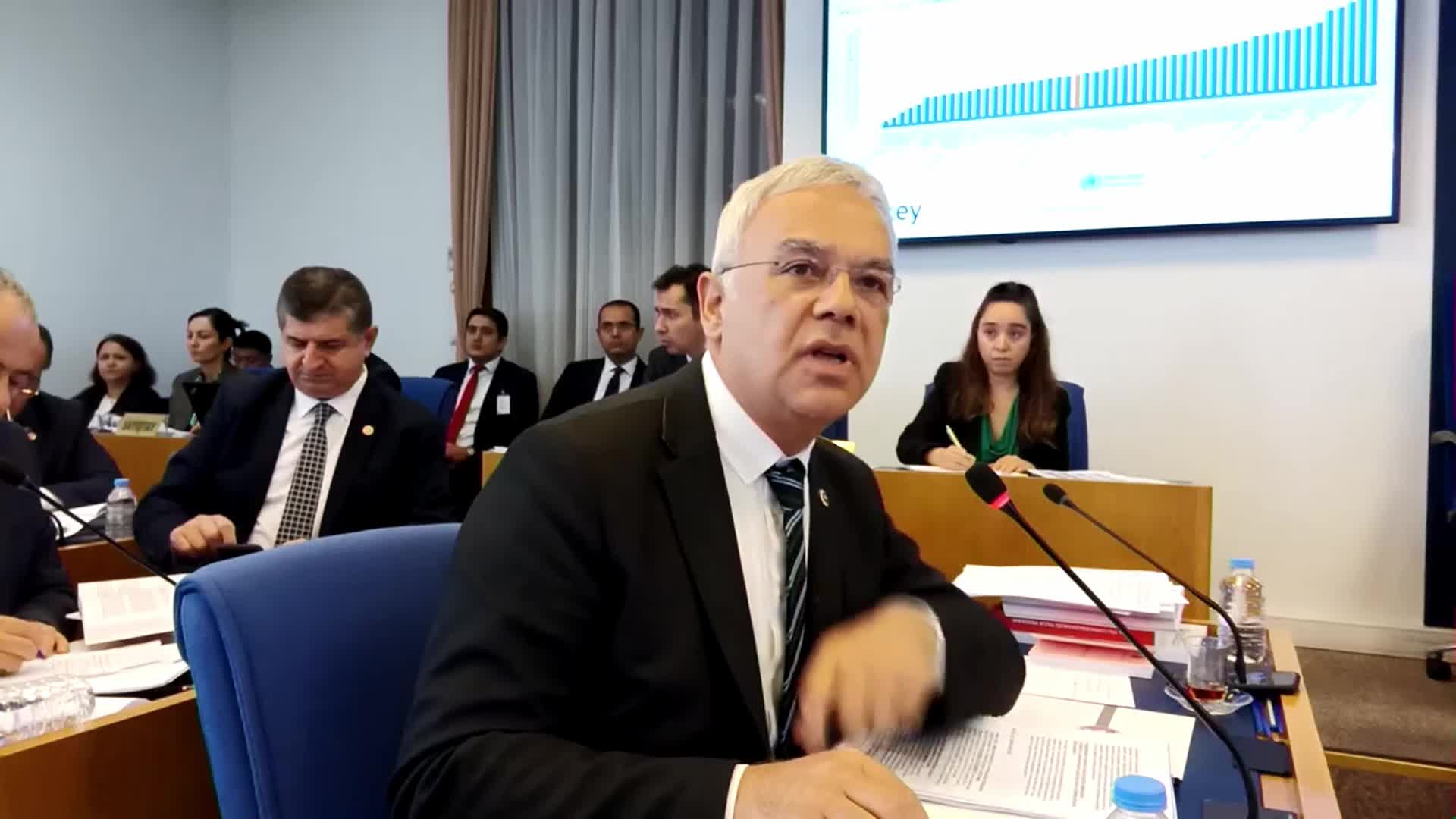 KAYIHAN PALA: "ULUSLARARASI SERMAYEYE KAYNAK AKTARMAKTAN VAZGEÇİN, ŞEHİR HASTANELERİNİ KAMUNUN ÜSTÜNE YÜK OLMAKTAN ÇIKARIN"