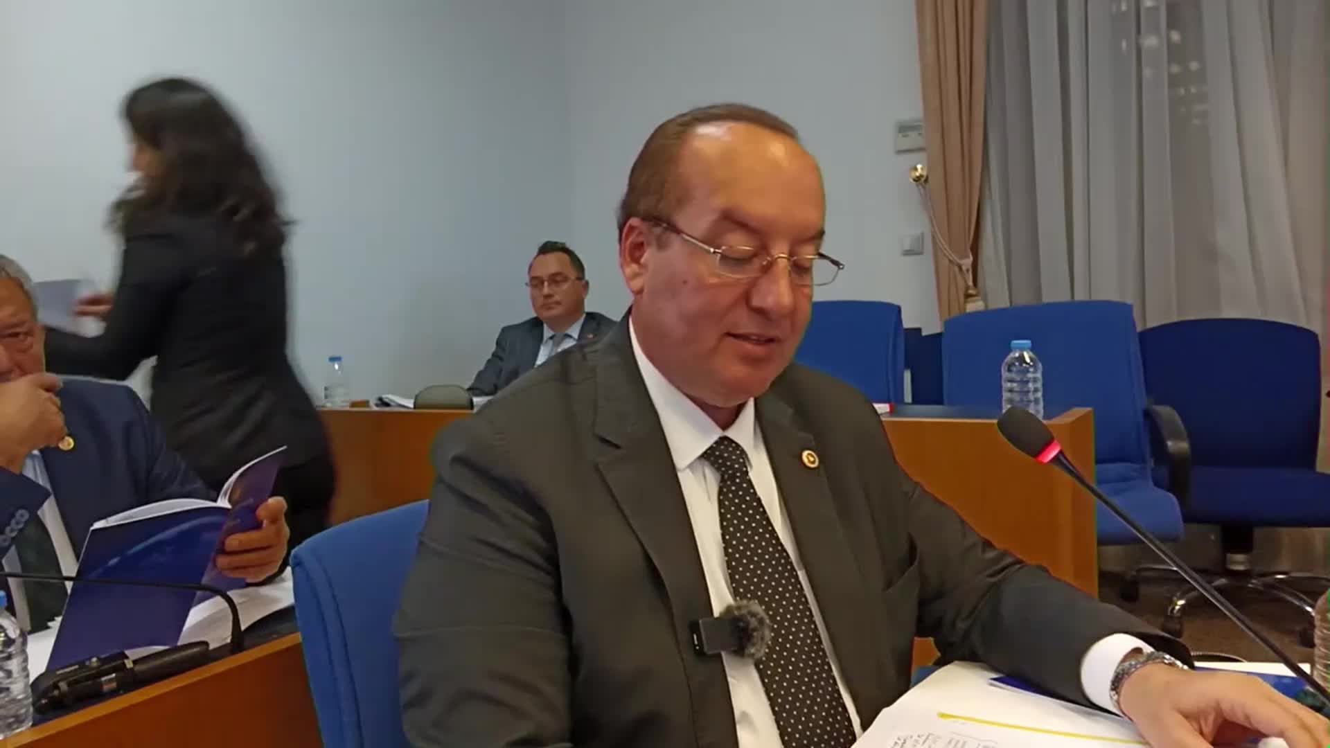 CEVDET AKAY'DAN SAĞLIK BAKANI KOCA'YA: "HIFZISIHHADAKİ AŞI ÜRETİMİYLE İLGİLİ ÇALIŞMALARINIZA HIZ VERMENİZ, AR-GE HARCAMALARI İÇİN ÖDENEK TAHSİS ETMENİZ ÇOK ÖNEMLİ"