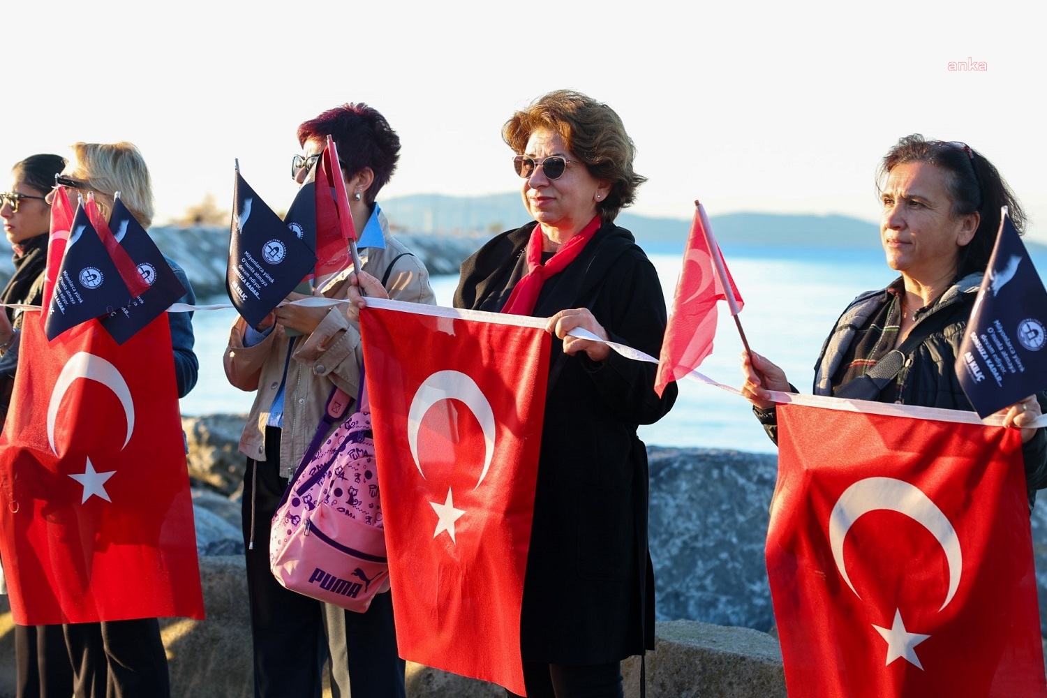 MALTEPE’DE ULU ÖNDER, “ATA’YA SAYGI ZİNCİRİYLE” ANILDI