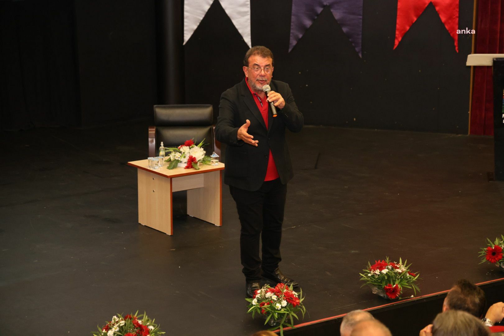 NEBİL ÖZGENTÜRK, ATATÜRK’Ü VE 100. YILI MARMARİS'TE ANLATTI