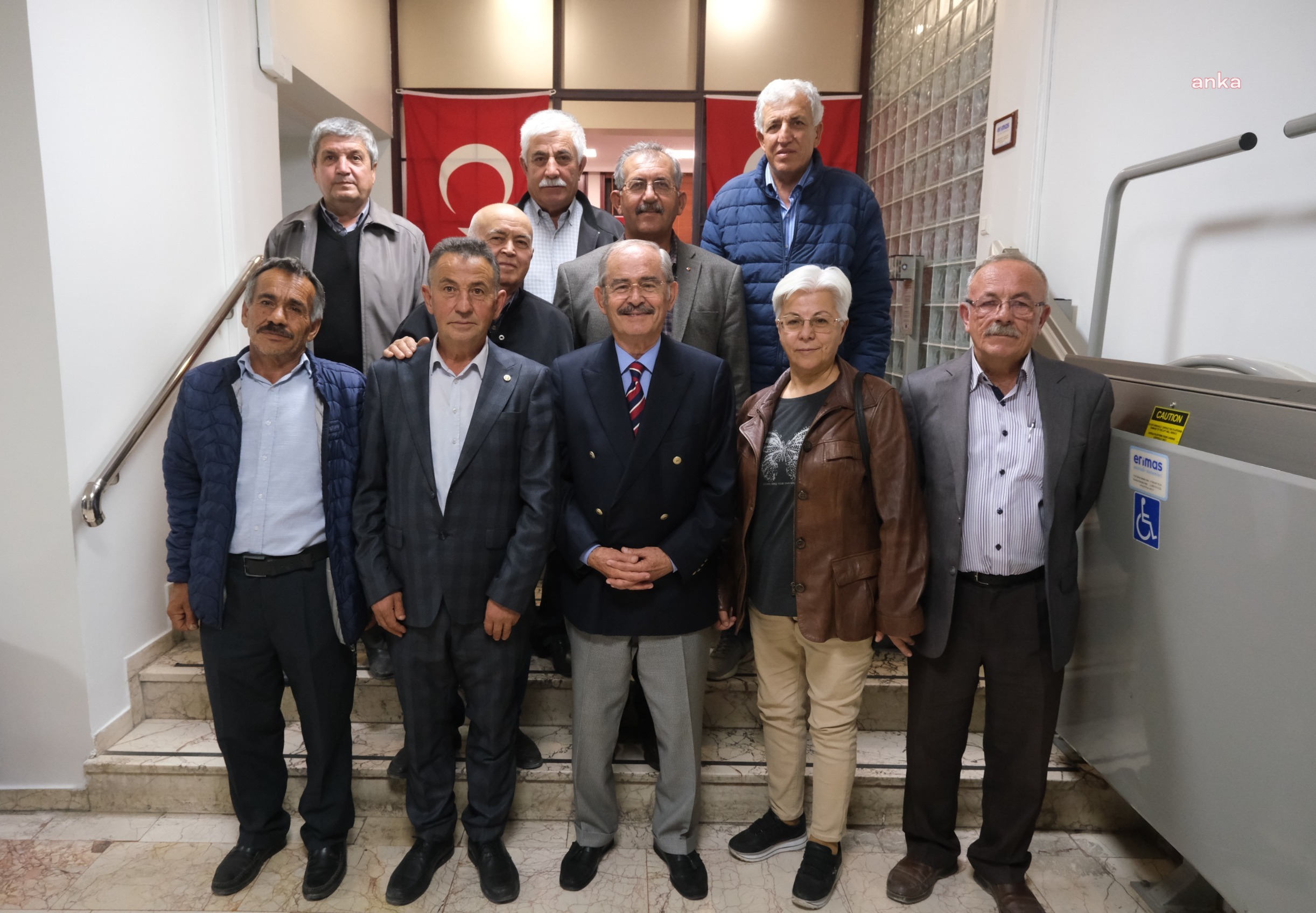 CHP MİHALIÇÇIK İLÇE YÖNETİMİNDEN YILMAZ BÜYÜKERŞEN’E NEZAKET ZİYARETİ