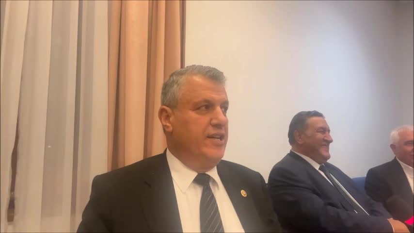 AYHAN BARUT’TAN BAKAN YUMAKLI’YA LİMON SIKARAK TEPKİ GÖSTERDİ: “ÇİFTÇİ ÖLMÜŞ, ÇİFTÇİYİ LİMON GİBİ SIKMIŞSINIZ, ÜMÜĞÜNÜ SIKMIŞSINIZ”