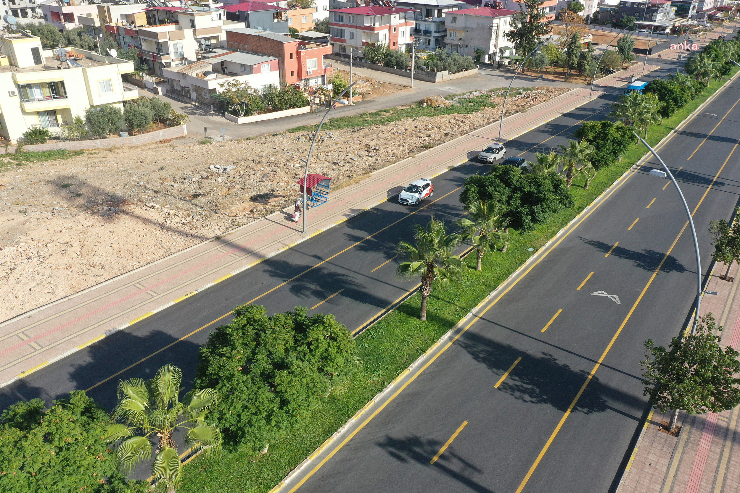 MERSİN BÜYÜKŞEHİR YOL YAPIM EKİPLERİ ÇALIŞIYOR, ULAŞIM KALİTESİ ARTIYOR