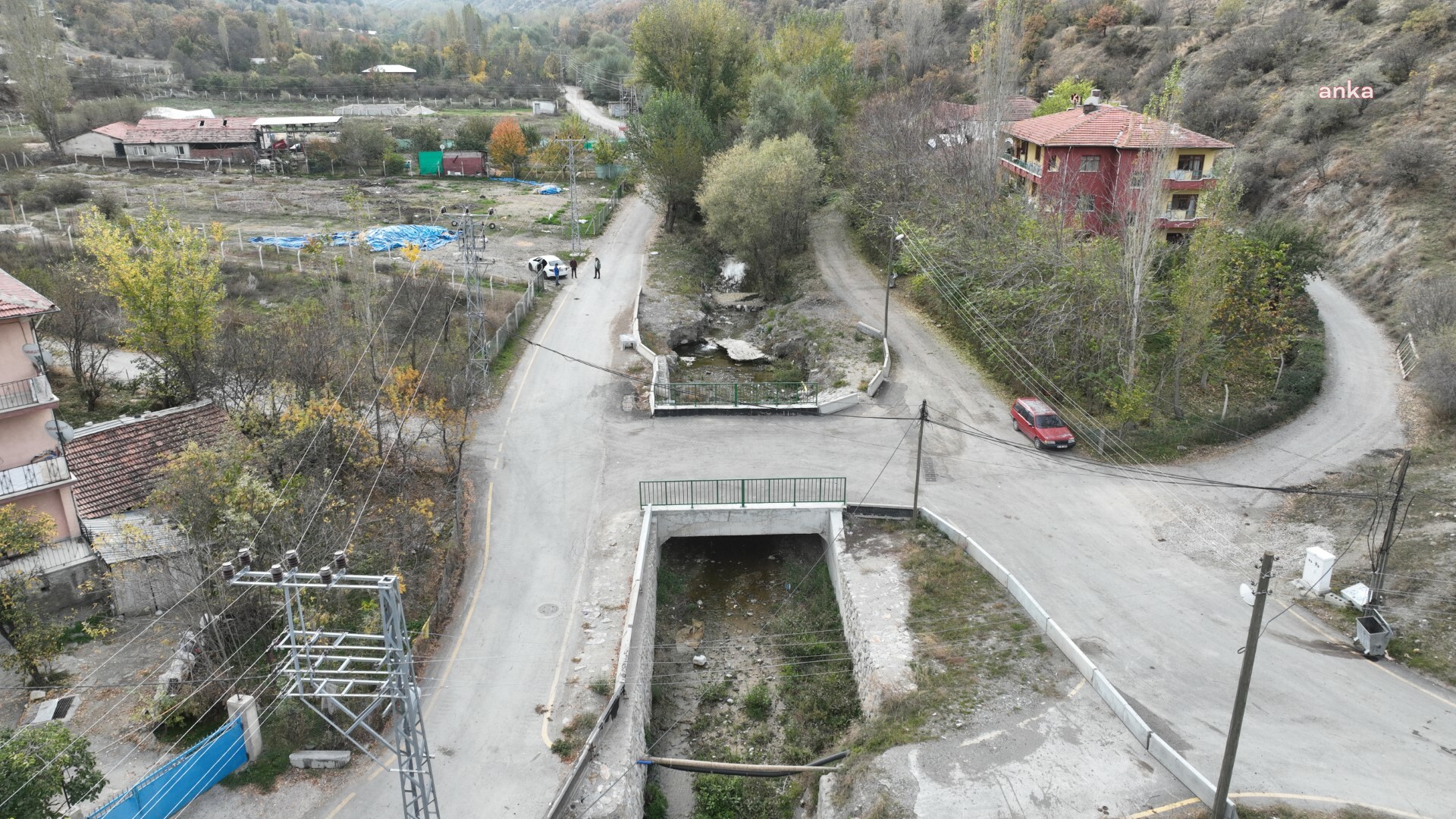 ANKARA BÜYÜKŞEHİR BELEDİYESİ, MENFEZ VE DERE GEÇİŞ KÖPRÜSÜ ÇALIŞMALARINI SÜRDÜRÜYOR