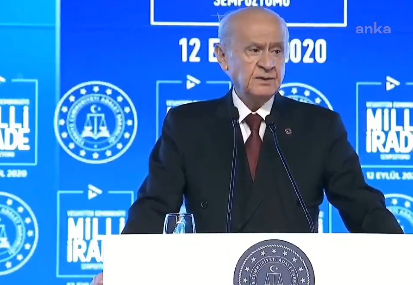BAHÇELİ: MACRON BUNU BİLMELİ, MİÇOTAKİS DUYMALI