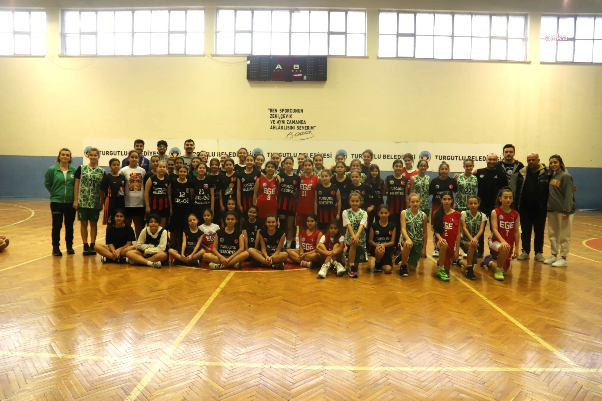 TURGUTLU BELEDİYESİ'NDEN ARA TATİLE ÖZEL BASKETBOL TURNUVASI
