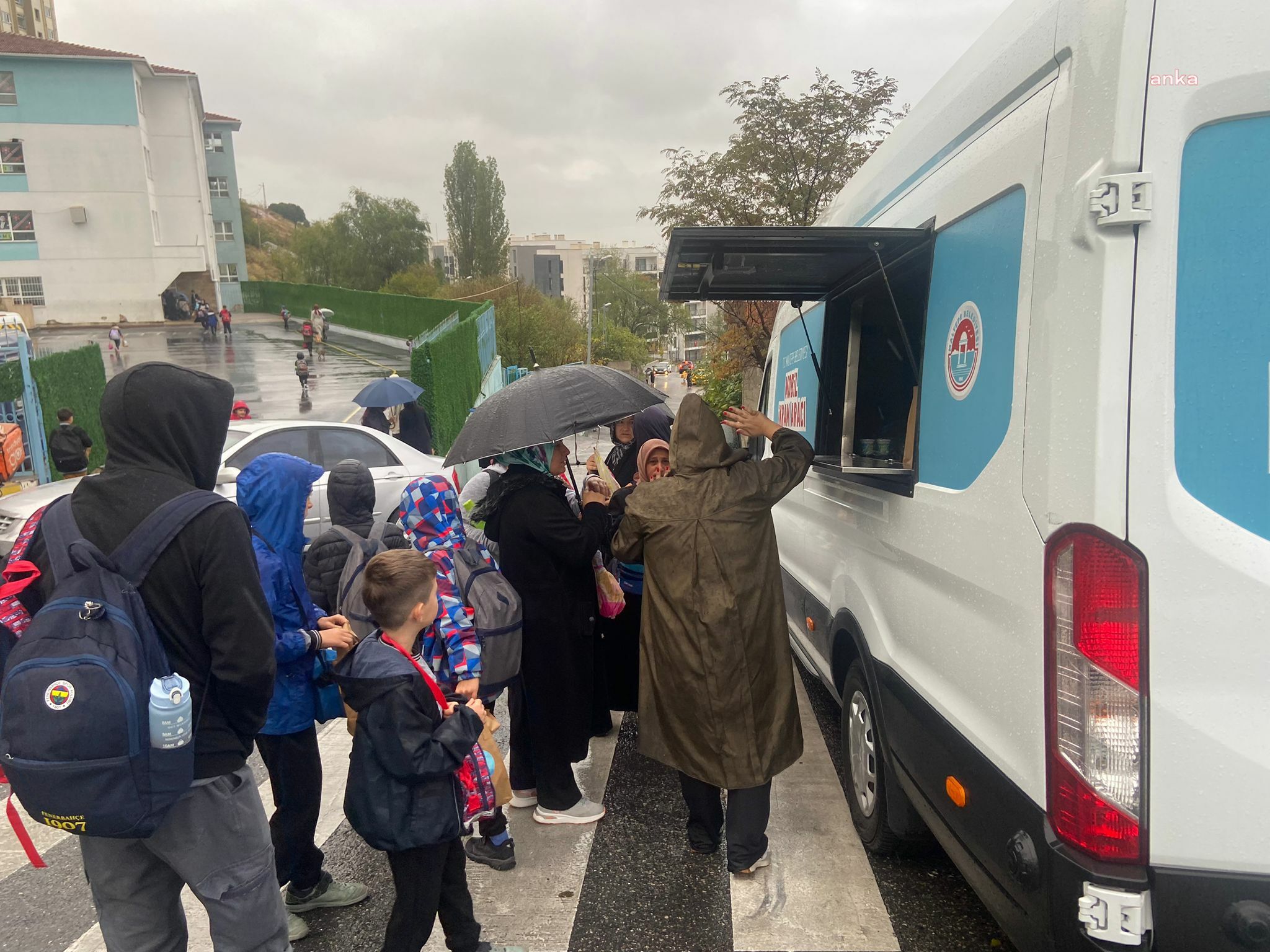 MALTEPELİ ÖĞRENCİLERE GIDA DESTEĞİ