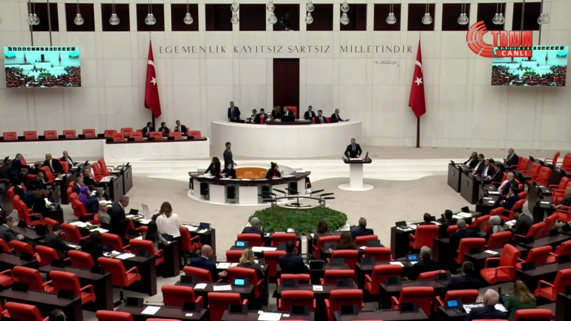 CHP'NİN ORGANİZE SUÇ ÖRGÜTLERİNİN KAMUDAKİ BAĞLANTILARININ ARAŞTIRILMASI AMACIYLA VERDİĞİ ÖNERGE, AKP VE MHP OYLARIYLA TBMM'DE REDDEDİLDİ