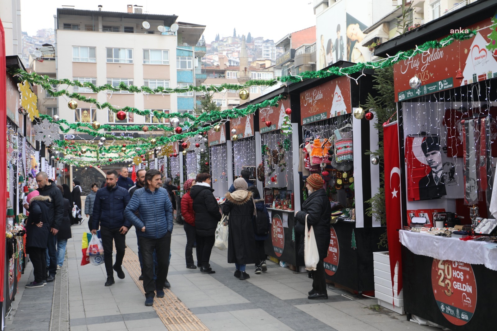 İZMİT BELEDİYESİ, YILBAŞI İYİLİK PAZARI HAZIRLIKLARINA BAŞLADI