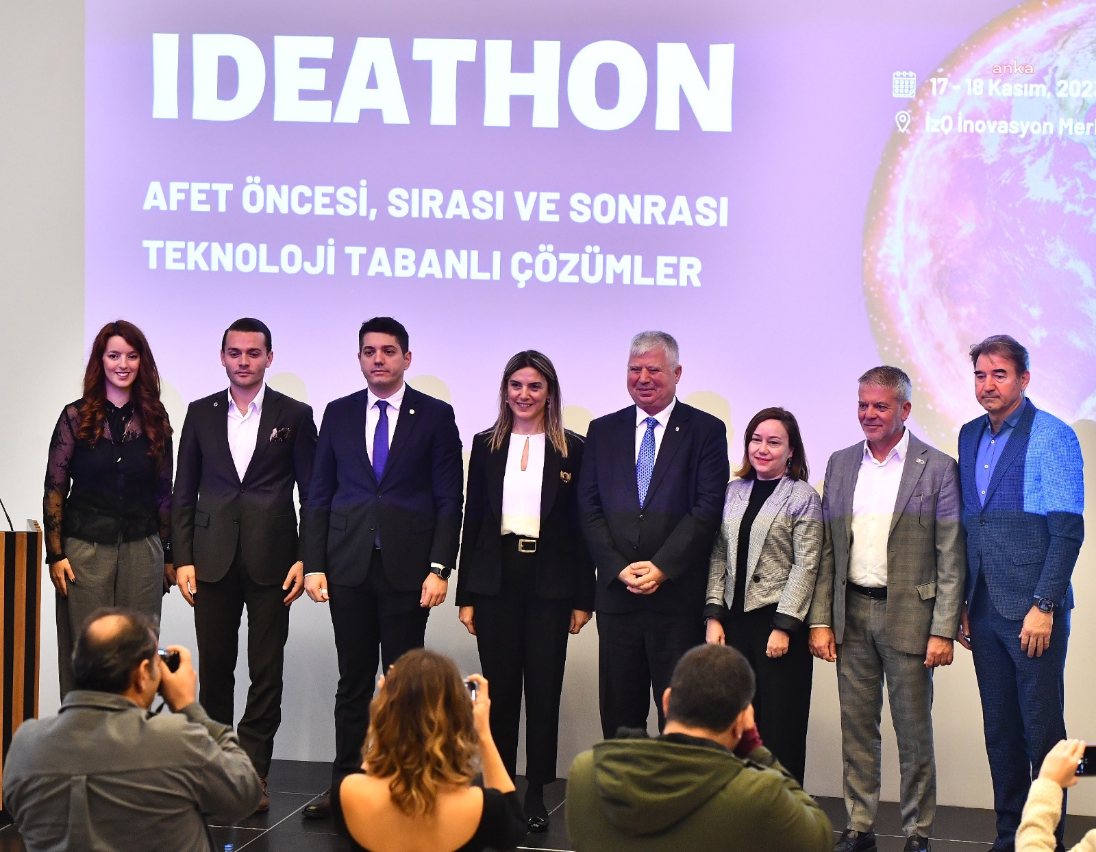GENÇLER İZMİR'DE AFETLERE KARŞI TEKNOLOJİK ÇÖZÜMLER ÜRETECEK