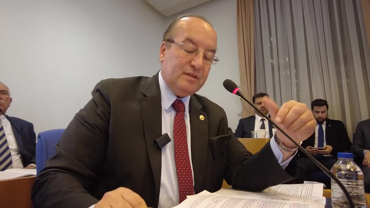 CHP KARABÜK MİLLETVEKİLİ AKAY: “YATIRIM HARCAMALARINA BÜTÇEDEN GEREKLİ PAYI AYIRMAMIŞIZ, AYIRMADIĞIMIZ İÇİN DE MAALESEF MADEN OCAKLARINDA, TTK GİBİ KURULUŞLARDA BÖYLE CİDDİ KAZALAR OLUYOR”