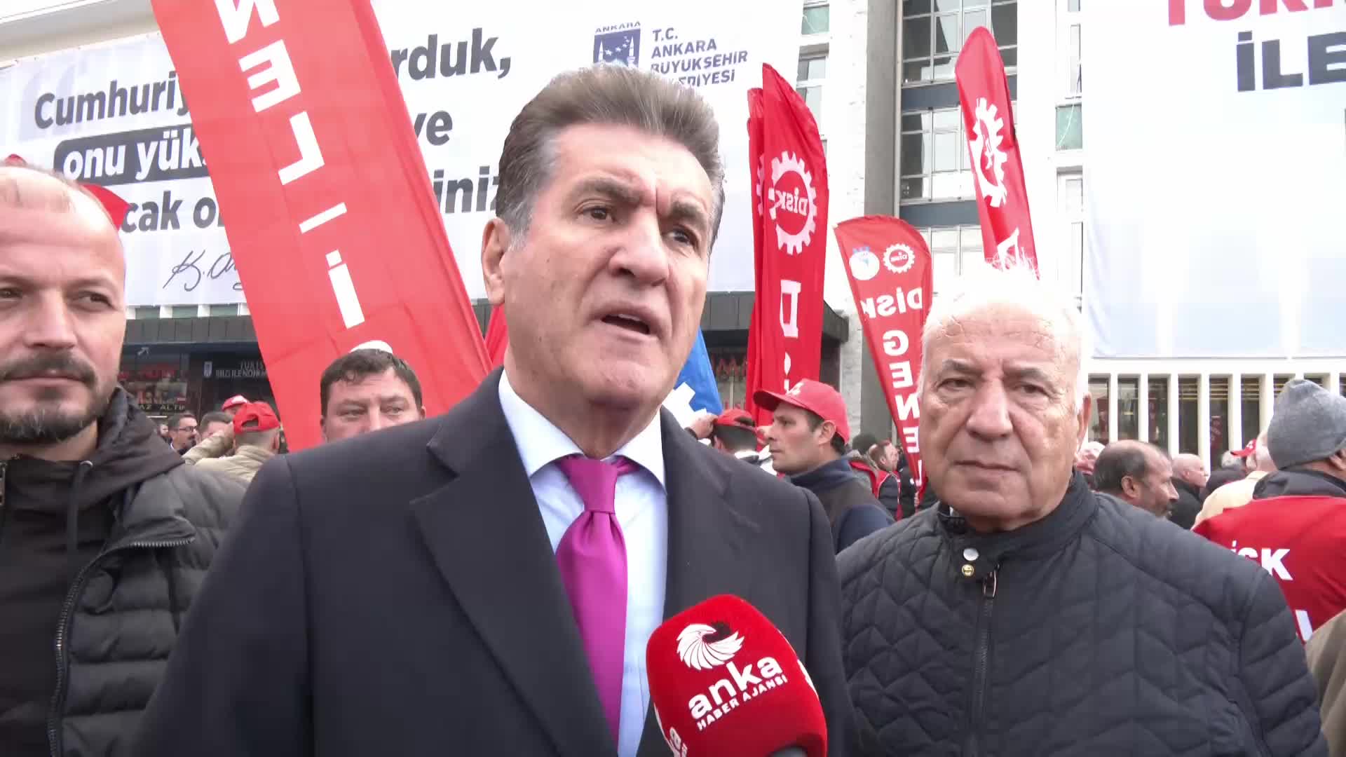 MUSTAFA SARIGÜL: "DOYMAYAN FAKİRLER DEĞİL, DOYMAYAN ZENGİNLER VE ADELETSİZ VERGİ SİSTEMİ"