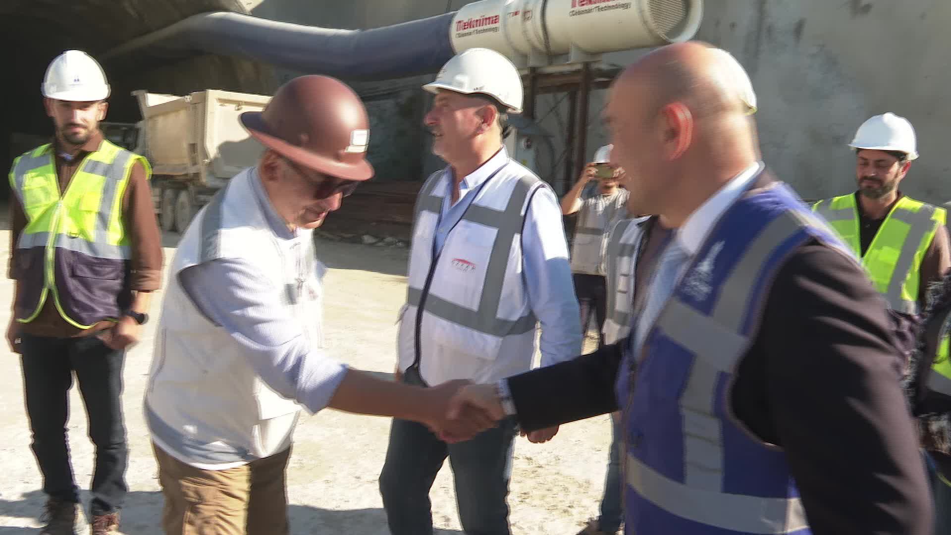 İZMİR BÜYÜKŞEHİR BELEDİYE BAŞKANI TUNÇ SOYER, BUCA İLE BORNOVA'YI BAĞLAYAN ONAT TÜNELİNİ İNCELEDİ