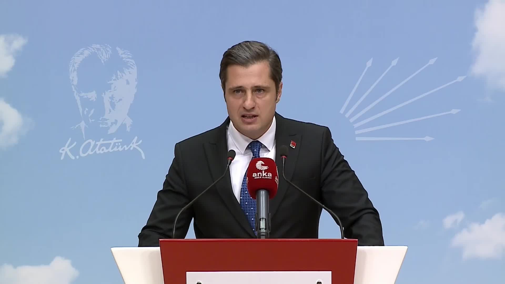 DENİZ YÜCEL: “MİLLİ İRADENİN YOK SAYILMASINI KABUL ETMEDİĞİMİZ İÇİN MECLİS’TE NÖBET DE TUTARIZ, AĞACI KORUMAK İÇİN PARKTA DA SABAHLARIZ, ‘HAK, HUKUK, ADALET’ DİYEREK 435 KİLOMETRE DE YÜRÜRÜZ”