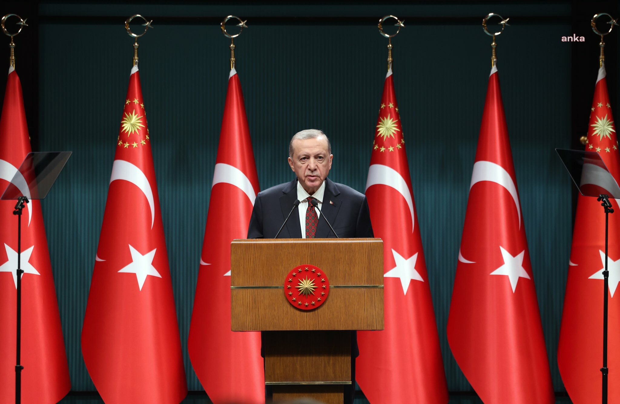 ERDOĞAN: "HOLOKOST UTANCI AVRUPALI LİDERLERİ ESİR ALMIŞ DURUMDA. İSRAİL YÖNETİMİ HOLOKOSTU, SOYKIRIMA VARAN KATLİAMLARIN KALKANI OLARAK KULLANIYOR"