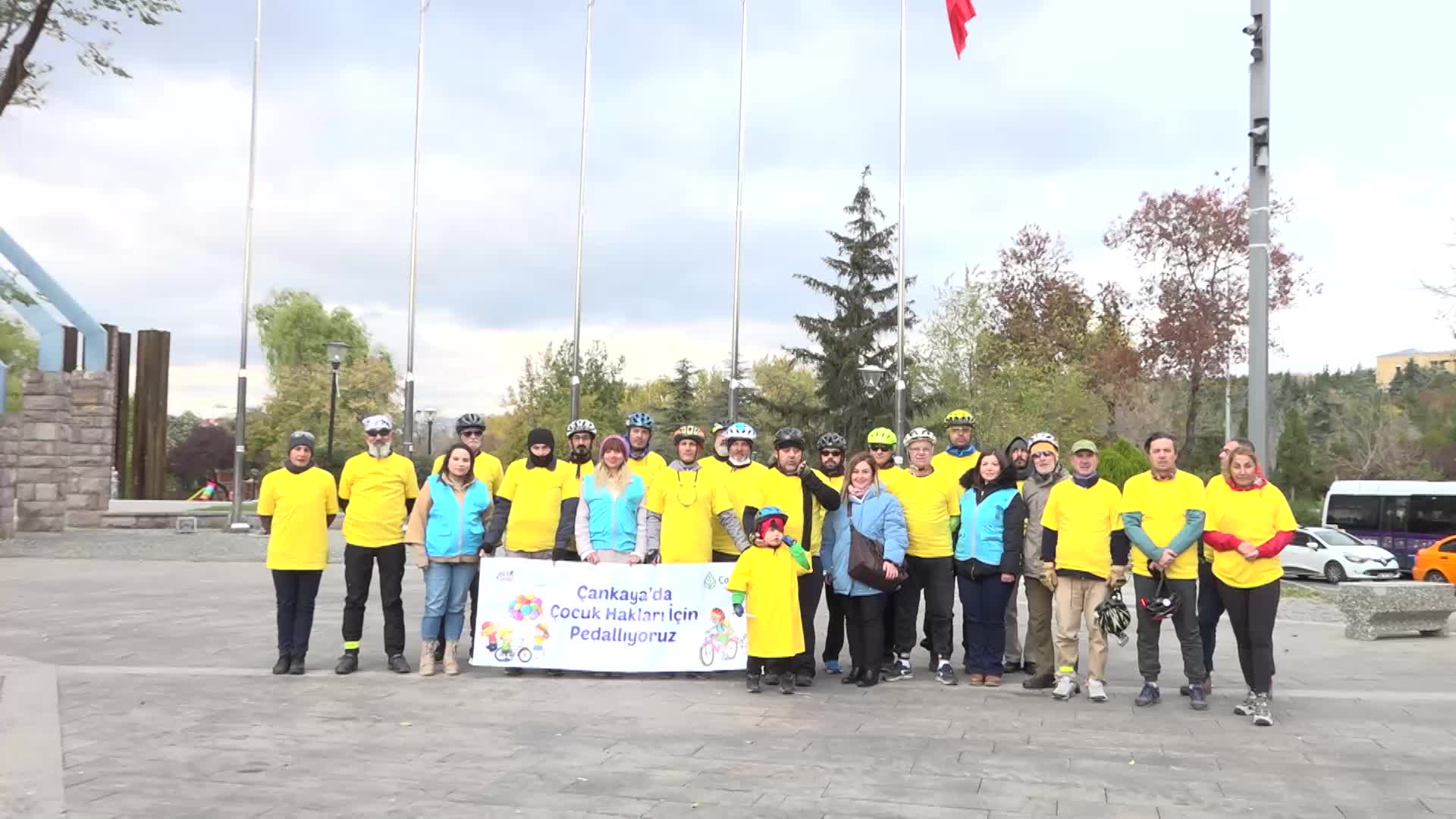 ÇANKAYA'DA ÇOCUK HAKLARI İÇİN PEDALLADILAR