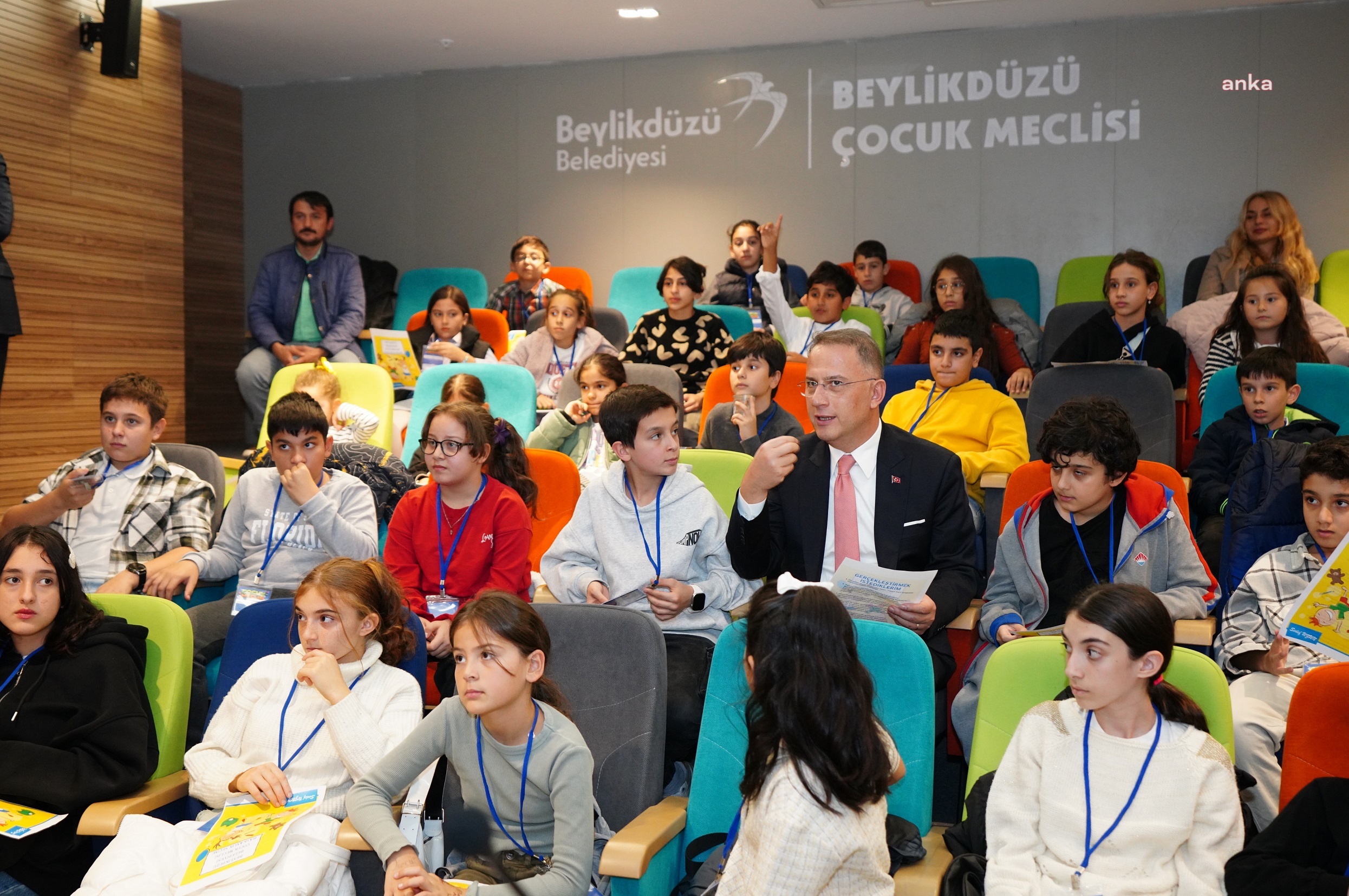 Beylikdüzü Çocuk Meclisi, yeni başkanını seçti