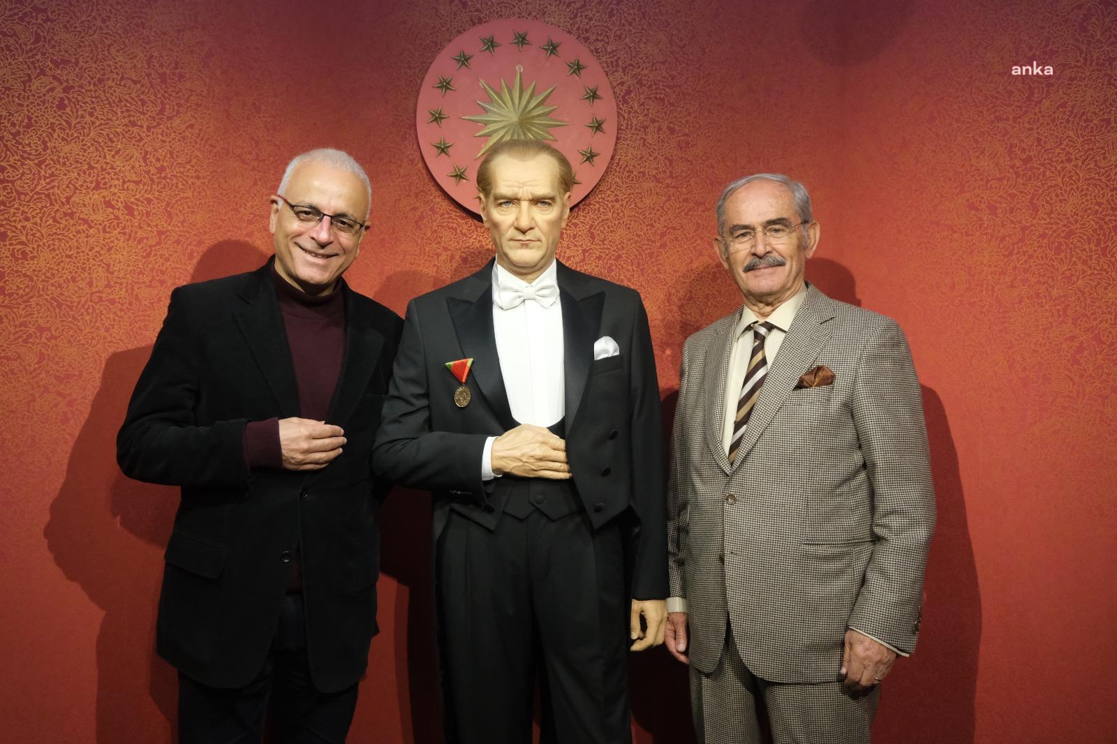MERDAN YANARDAĞ, ESKİŞEHİR’DE YILMAZ BÜYÜKERŞEN BALMUMU HEYKELLER MÜZESİ'Nİ ZİYARET ETTİ