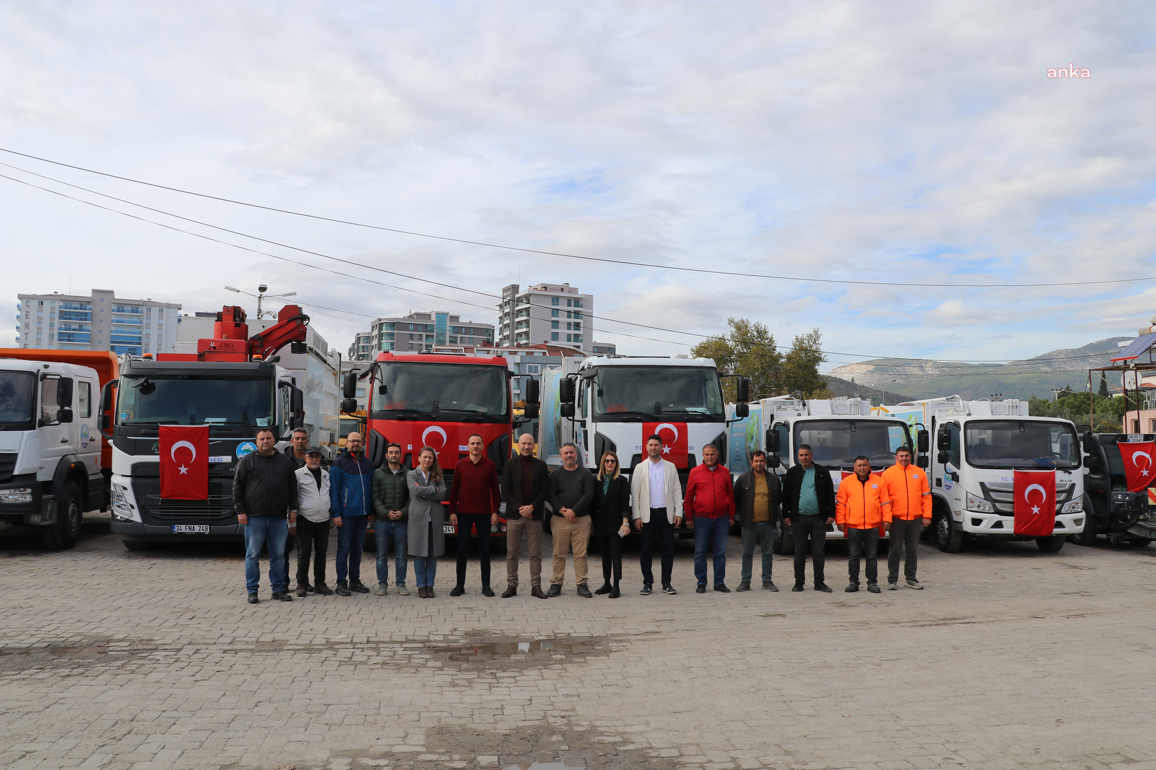 SÖKE BELEDİYESİ ARAÇ FİLOSUNA 8 YENİ TEMİZLİK ARACI EKLEDİ