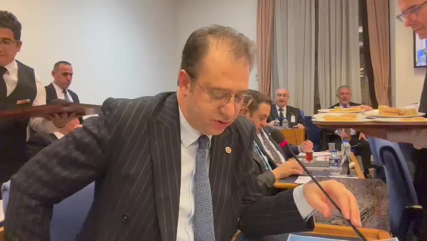 İNAN AKGÜN ALP’TEN BAKAN TUNÇ’A: “OGÜN SAMAST GİBİ BİR KATİLİN ELİNİ KOLUNU SALLAYARAK DOLAŞMASINDAKİ SORUMLULUĞUNUZ NEDENİYLE İSTİFA ETMENİZİ CHP ADINA TALEP EDİYORUM”