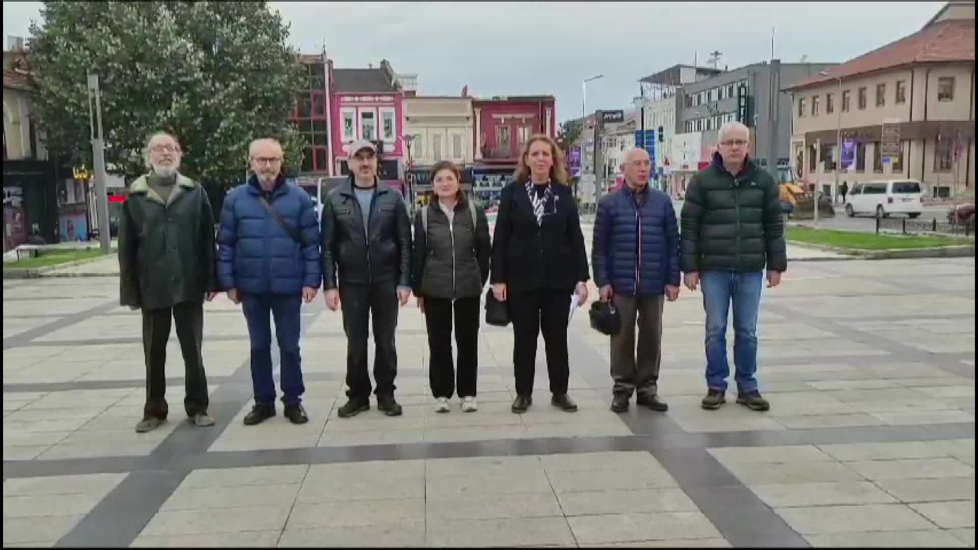EDİRNE DİŞ HEKİMLERİ ODASI BAŞKANI KOLCULAR: "İHTİYAÇ FAZLASI YENİ DİŞ HEKİMLİĞİ FAKÜLTELERİ AÇARAK ÜLKE KAYNAKLARIMIZI BOŞA HARCAMAYIN"