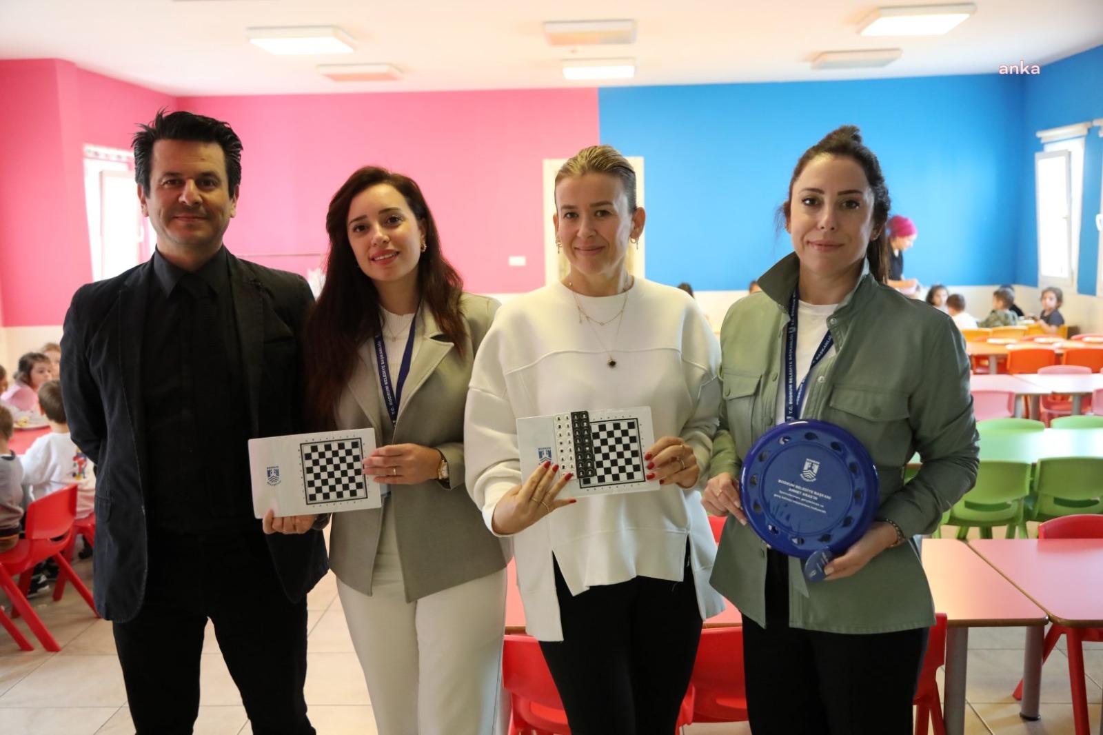 BODRUM BELEDİYESİNDEN ANAOKULU ÖĞRENCİLERİNE HEDİYE