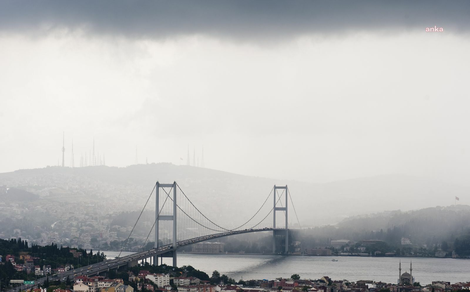 AKOM'DAN UYARI : HAFTA SONU BEYKOZ VE ŞİLE'DE KIYI SELLERİNE DİKKAT