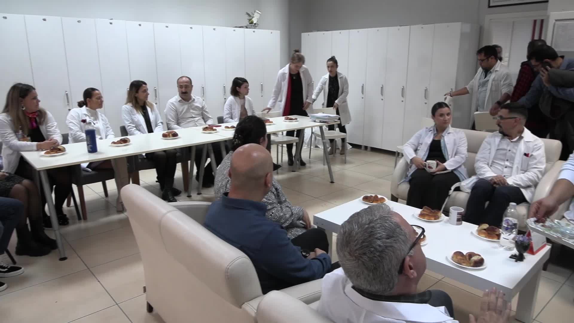 BAŞKAN SELVİTOPU KARBEM ÖĞRETMENLERİNİN GÜNÜNÜ KUTLADI